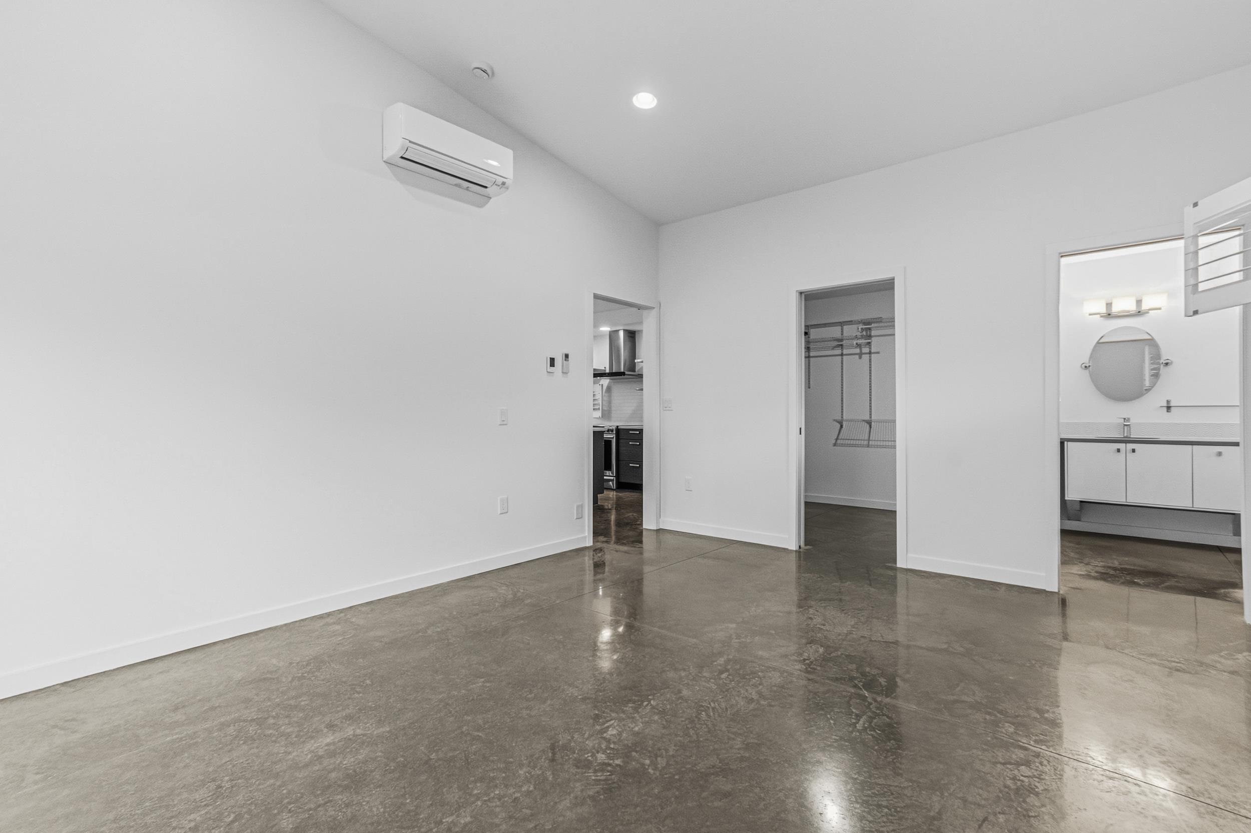 4205 Plum Pt E