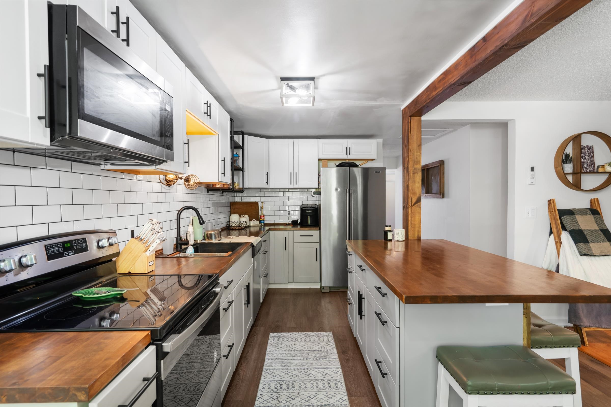 401/403 N. GRANT Ave
