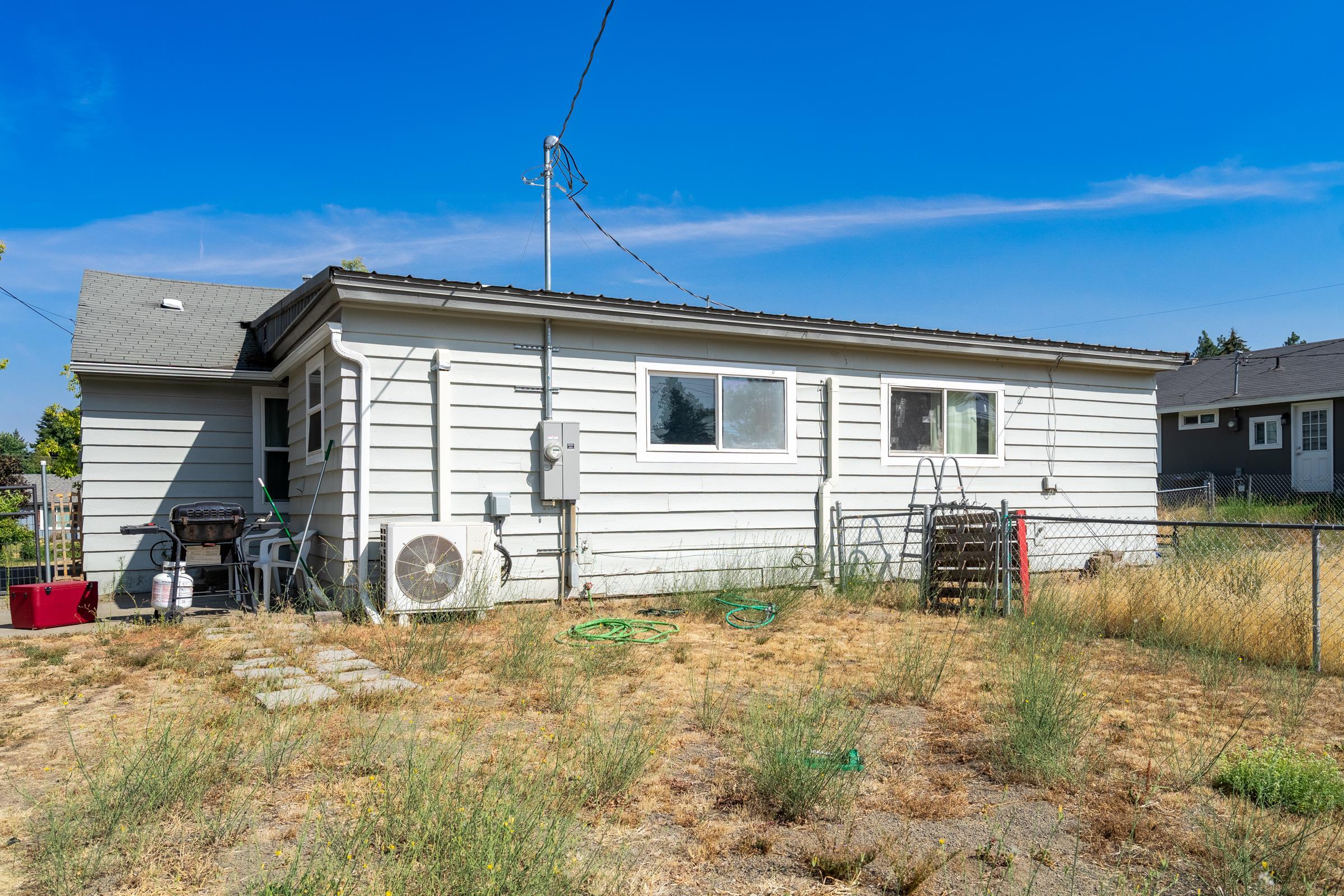 401/403 N. GRANT Ave