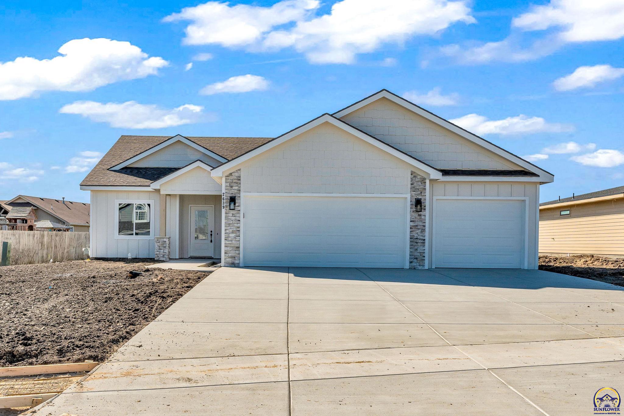 2639 SW Sherwood Park DR