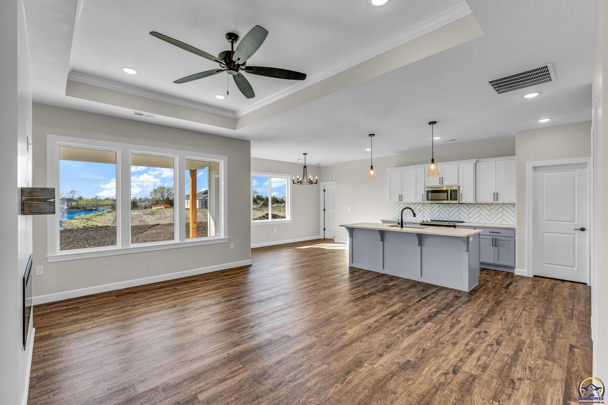 2639 SW Sherwood Park DR