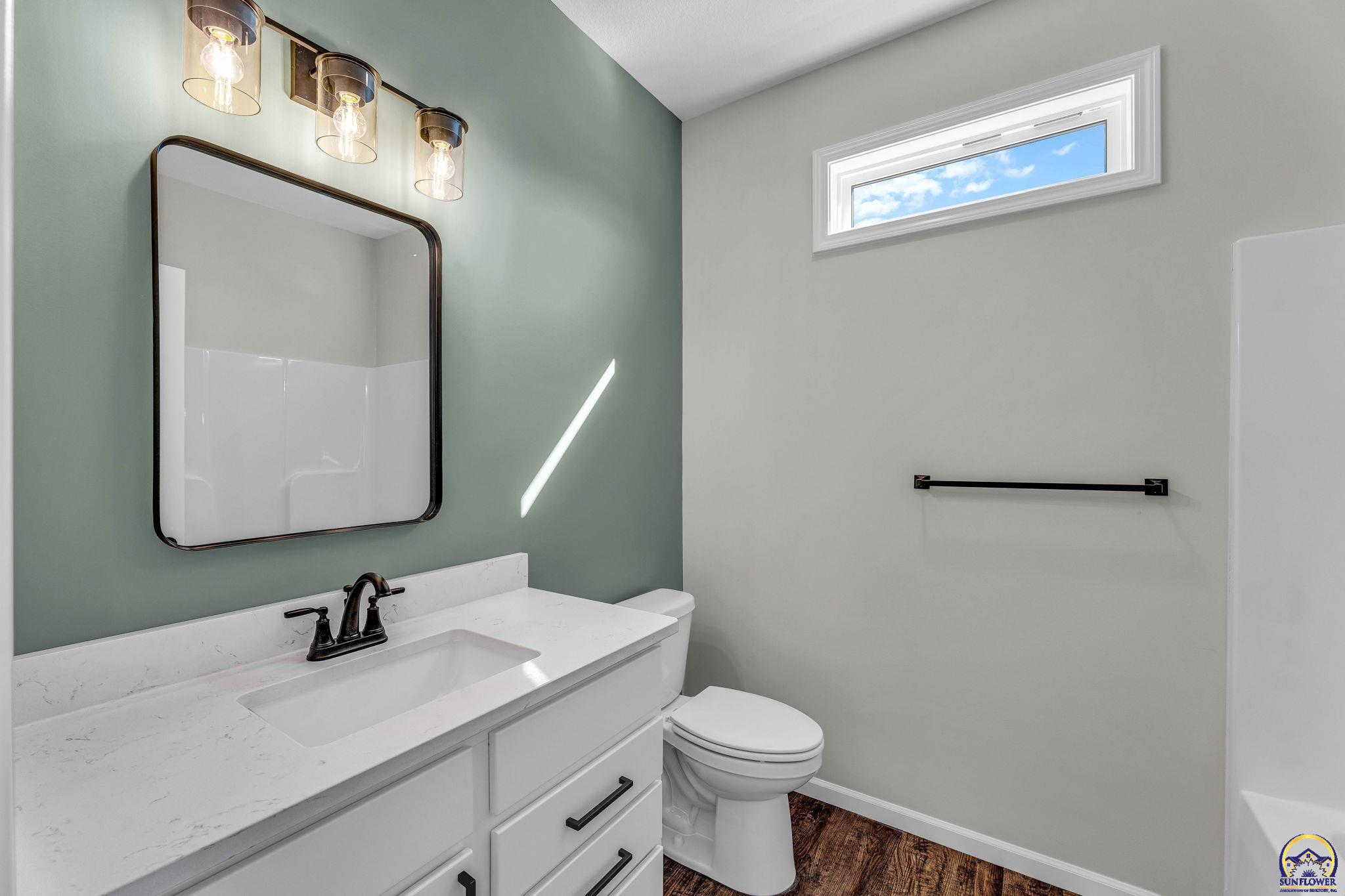 2639 SW Sherwood Park DR