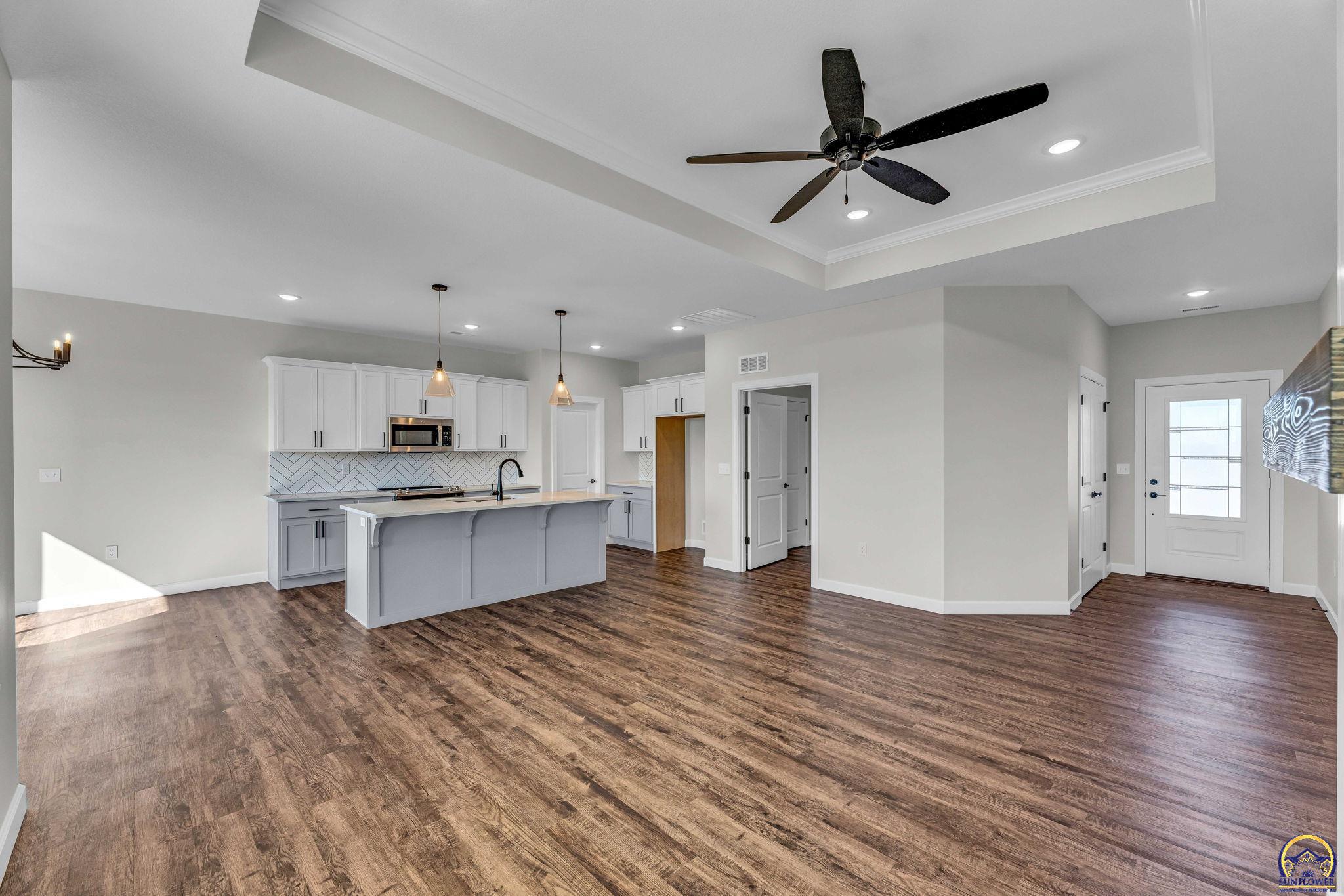 2639 SW Sherwood Park DR