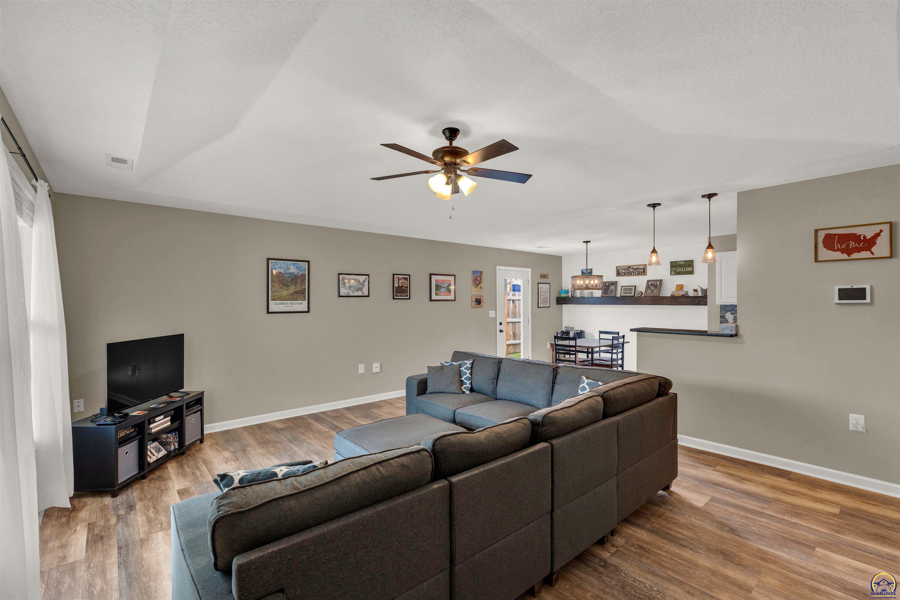 7015 SW Wheatfield LN