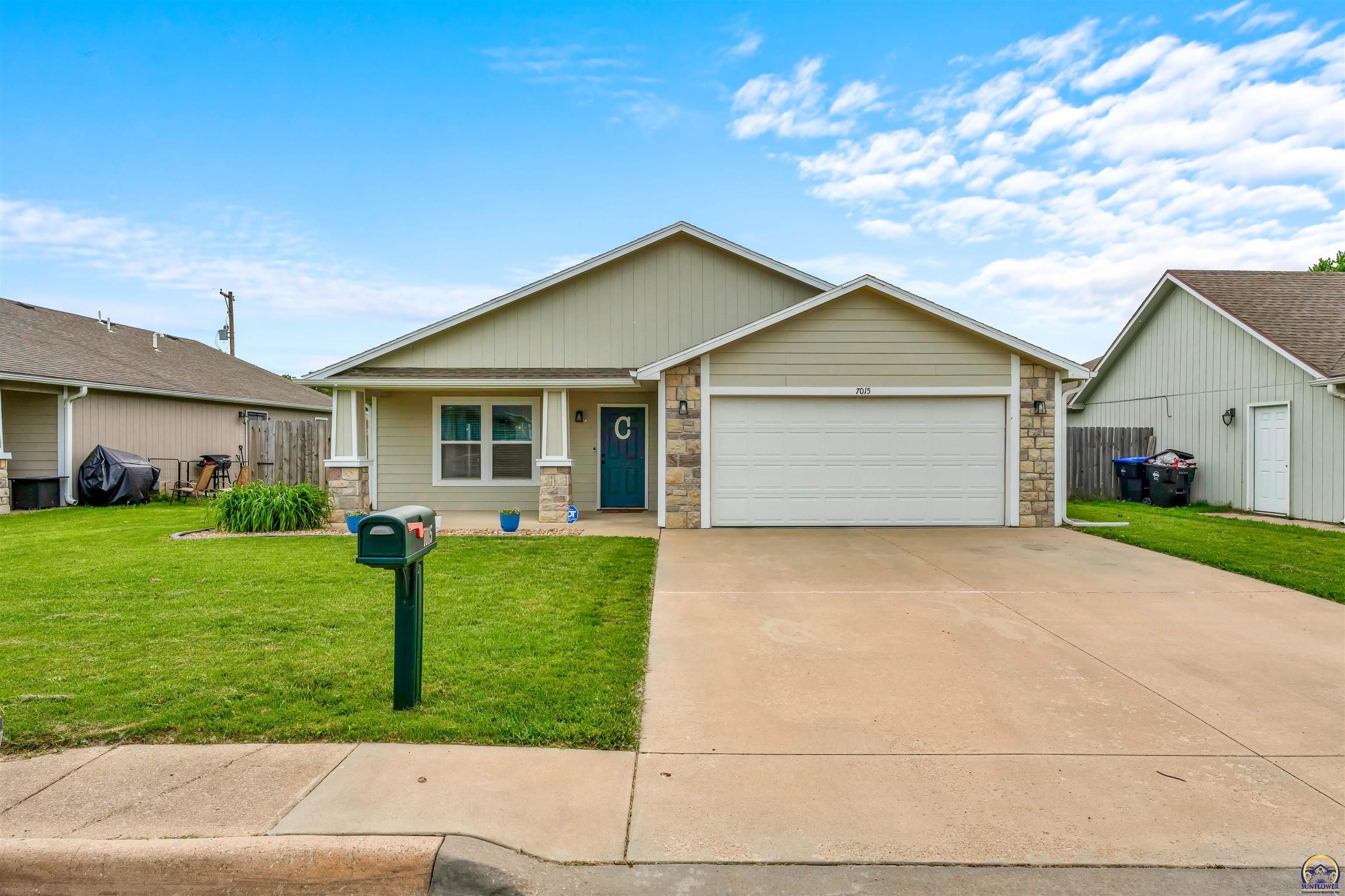 7015 SW Wheatfield LN