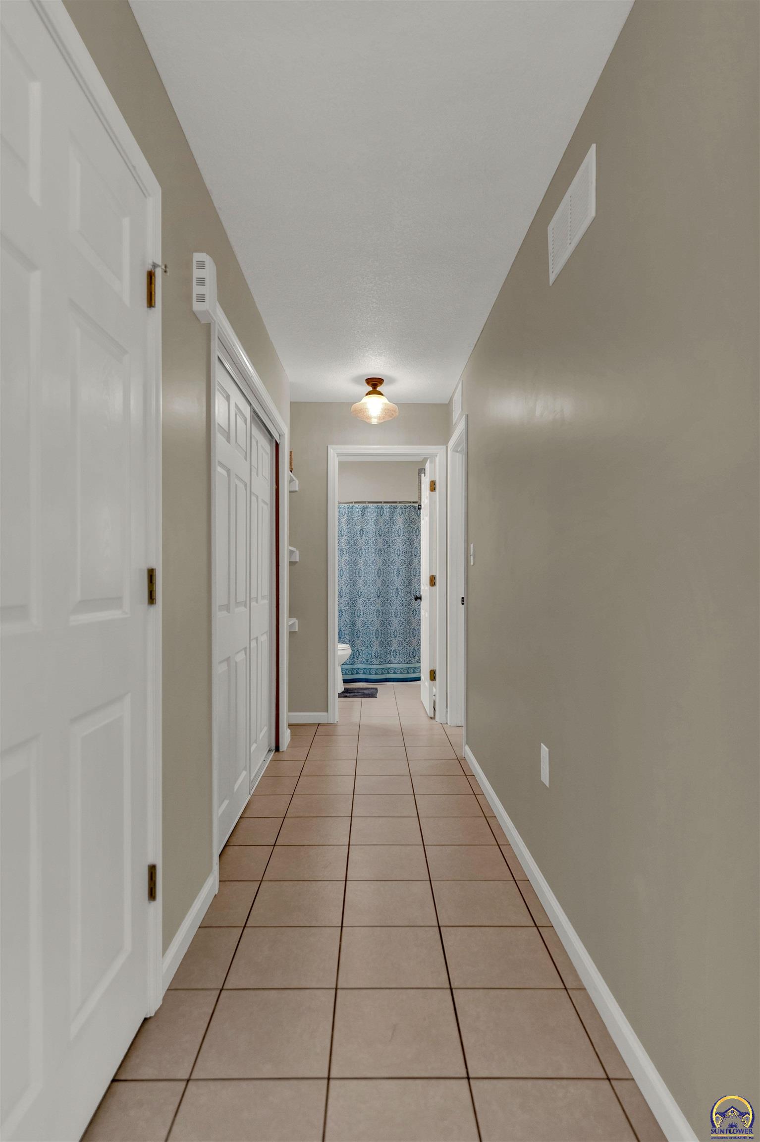 7015 SW Wheatfield LN