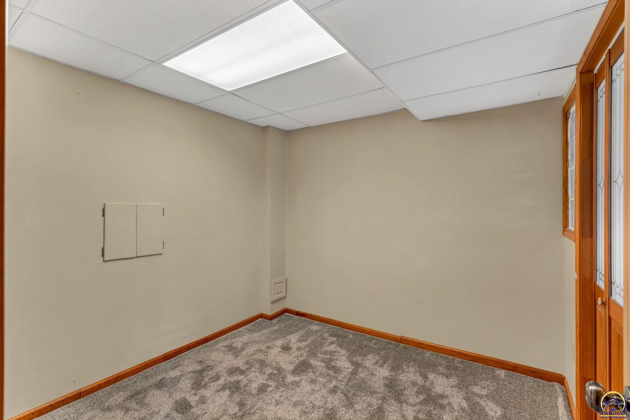 6411 Crescent Rim DR