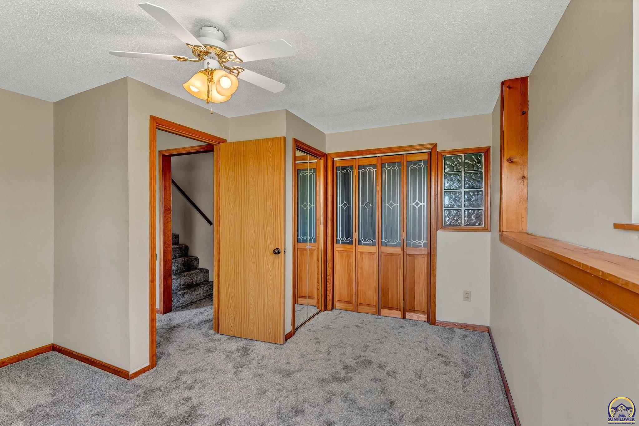 6411 Crescent Rim DR