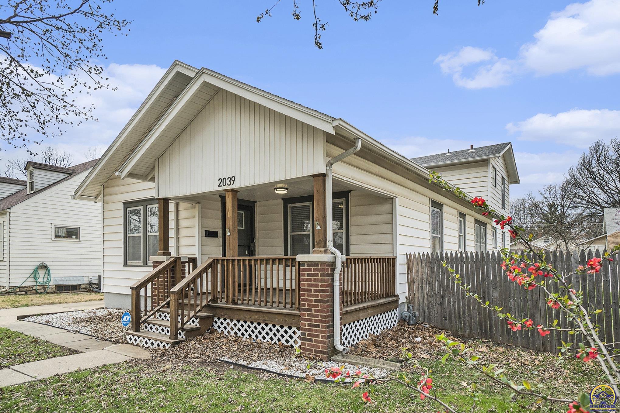 2039 SW Lincoln ST