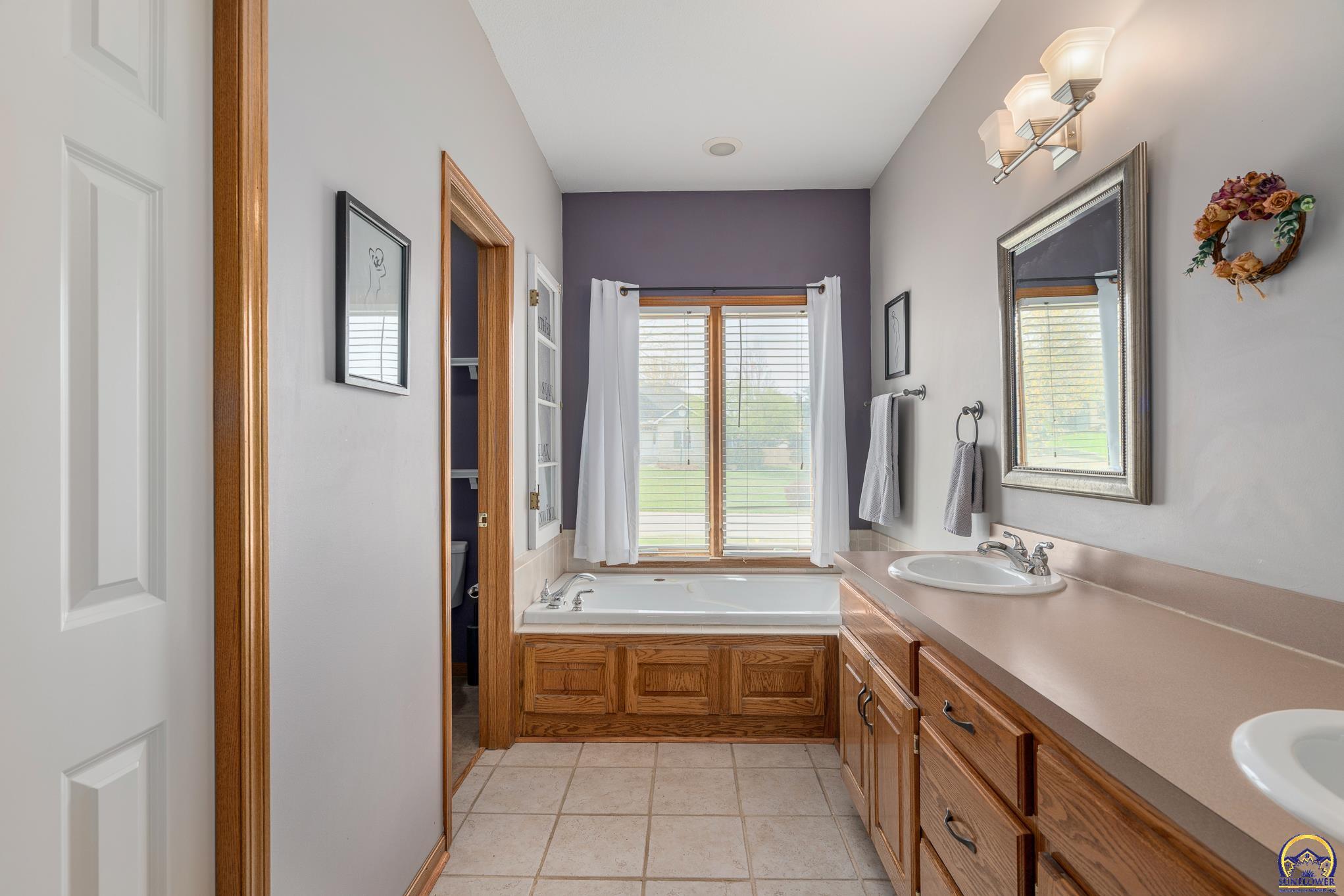 7546 SW Ambassador PL