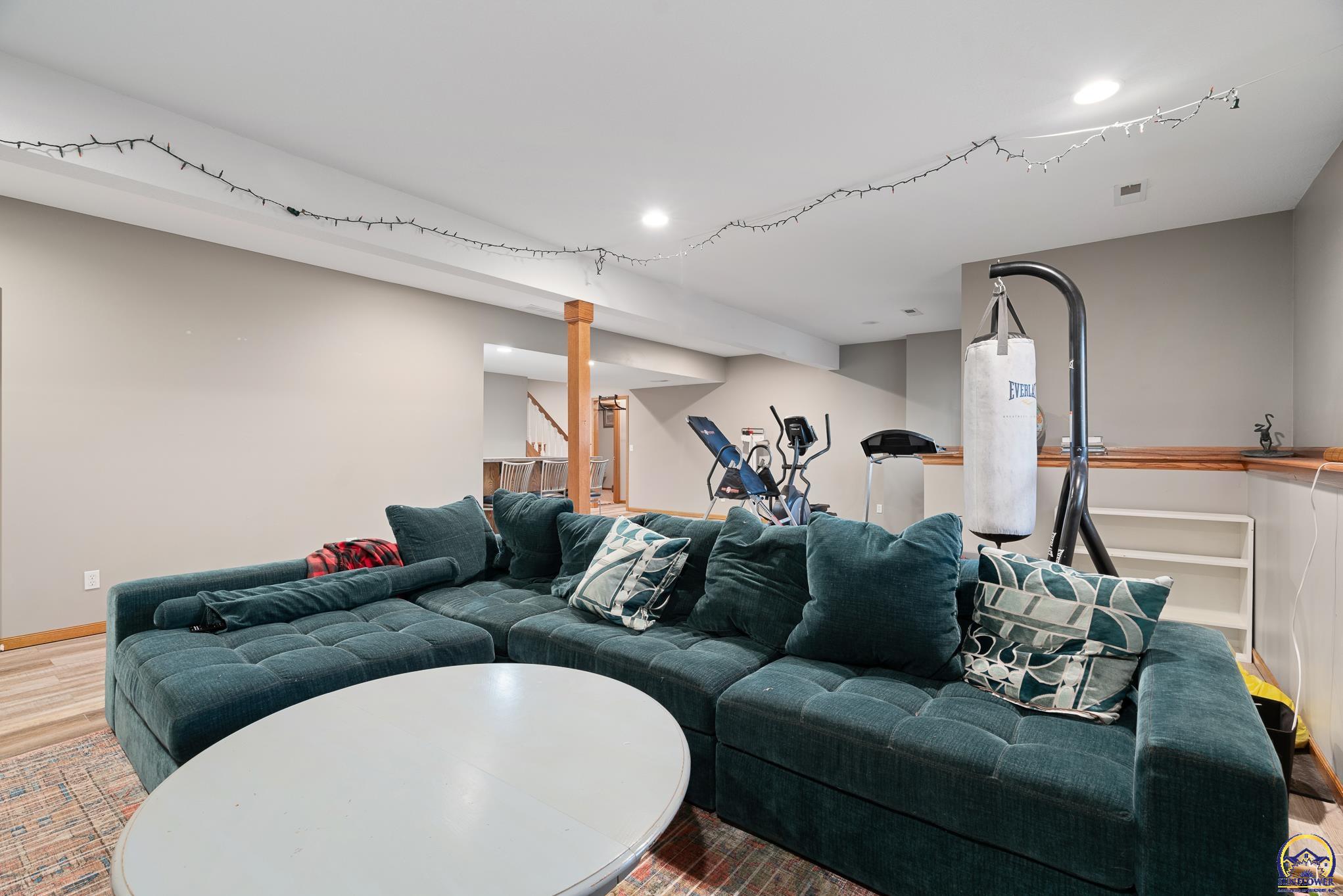 7546 SW Ambassador PL