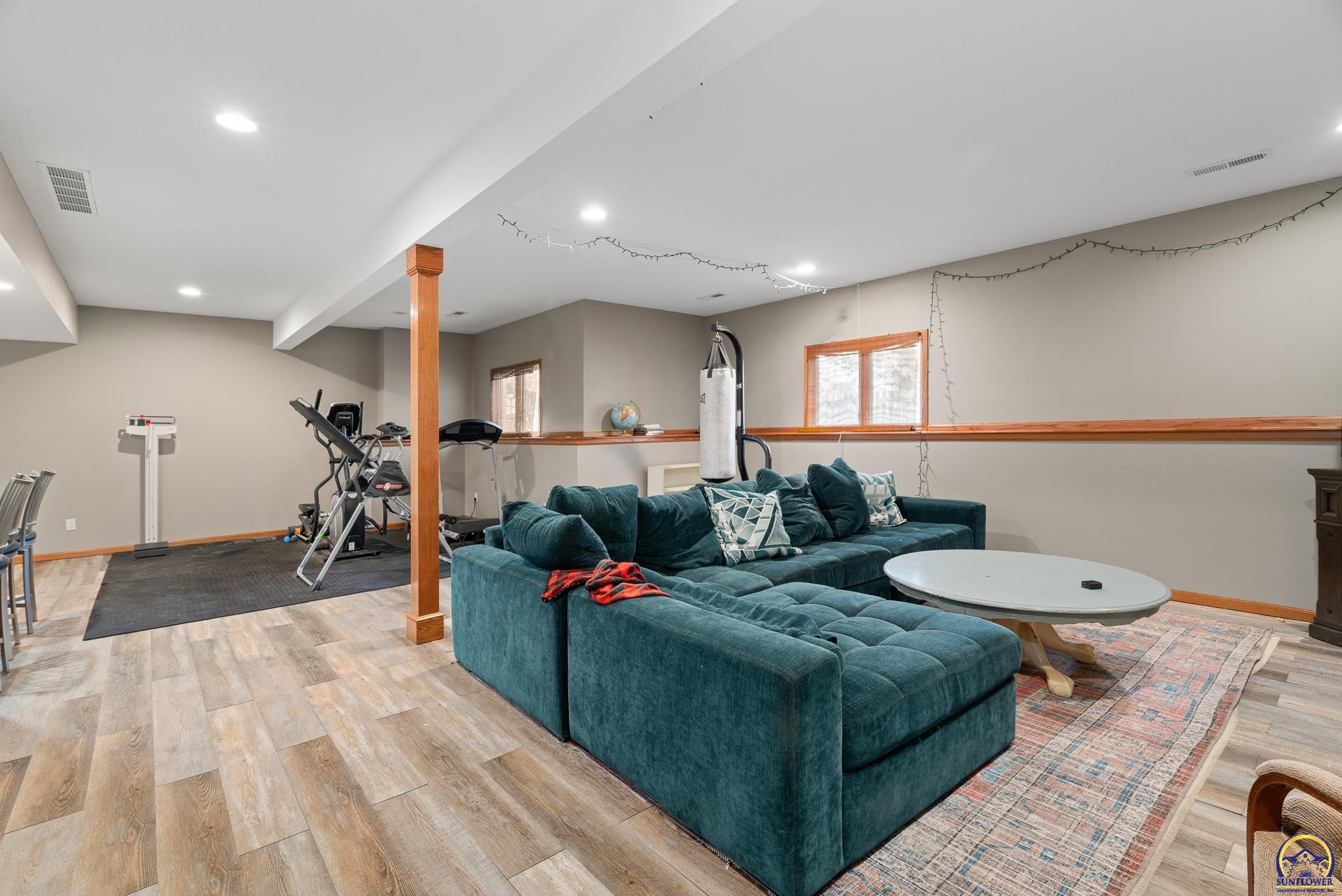 7546 SW Ambassador PL