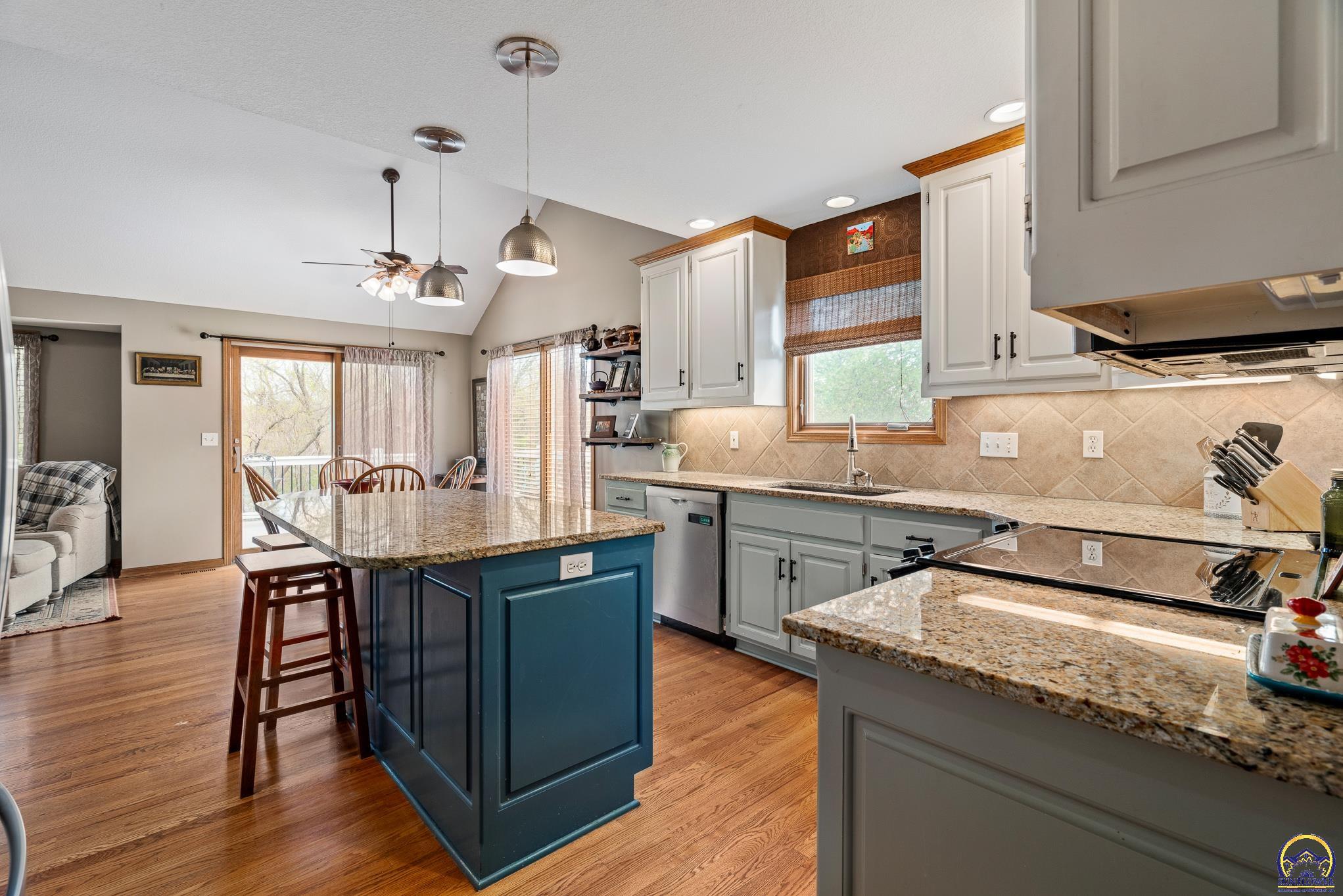 7546 SW Ambassador PL