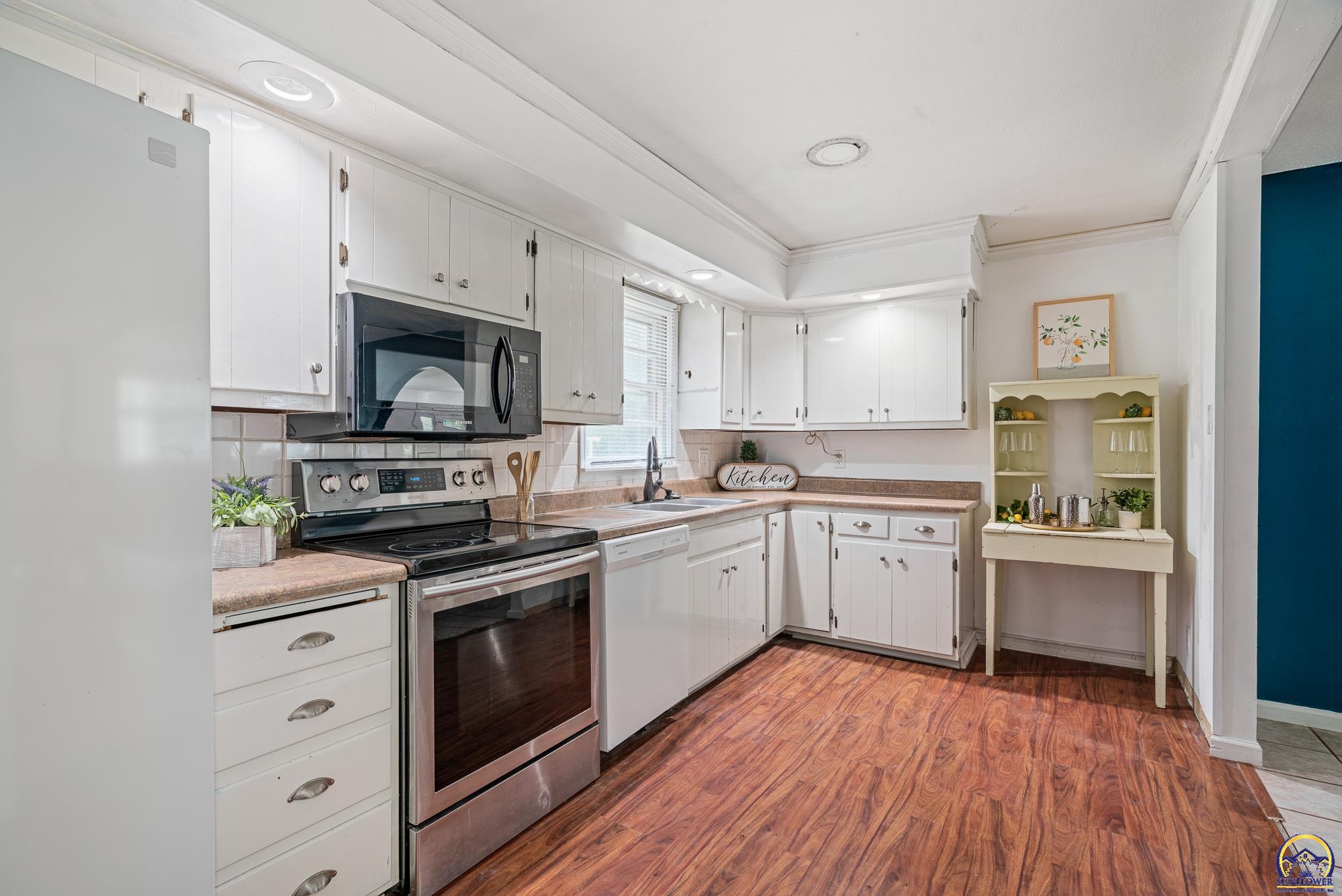 3603 NW Rochester RD