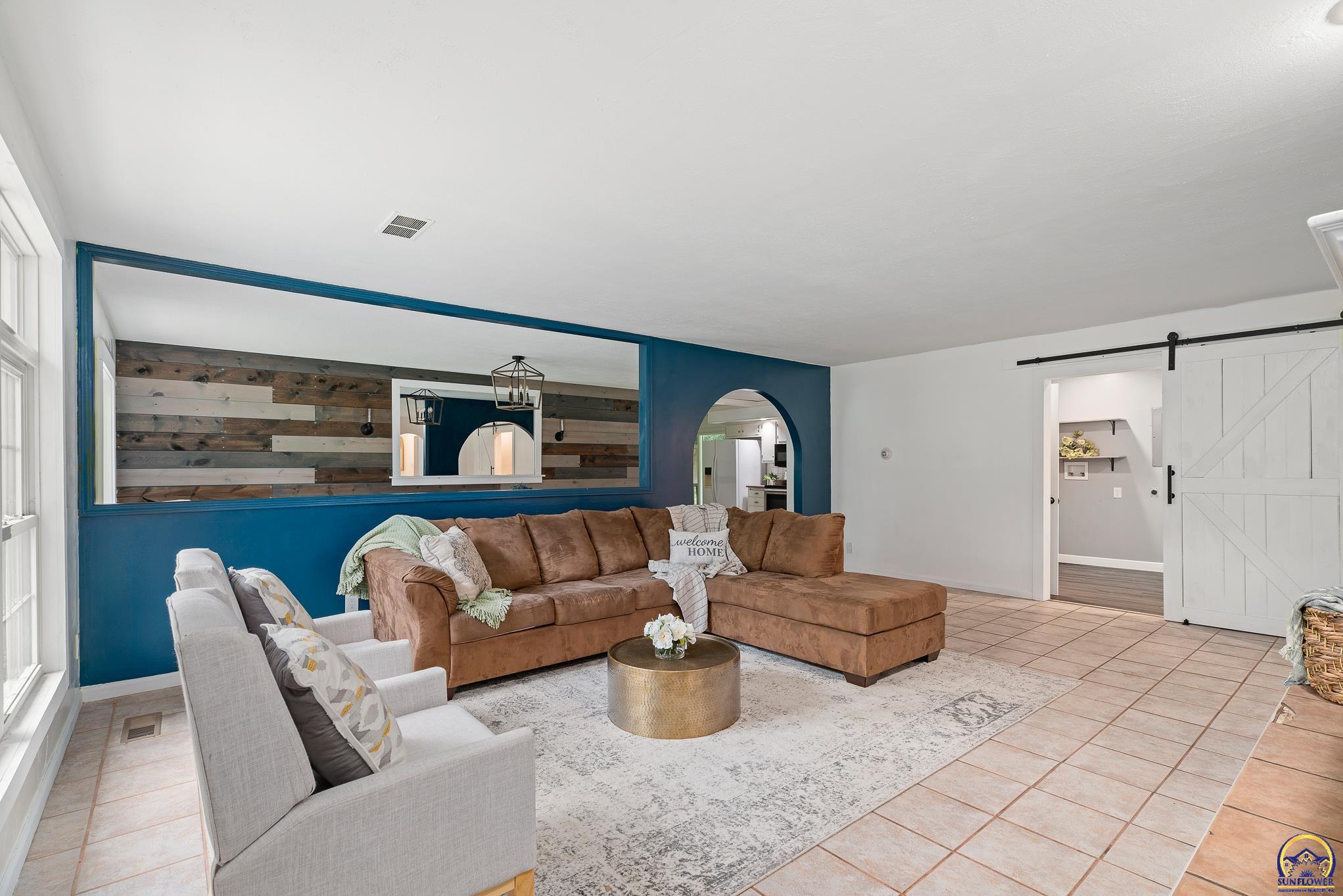 3603 NW Rochester RD