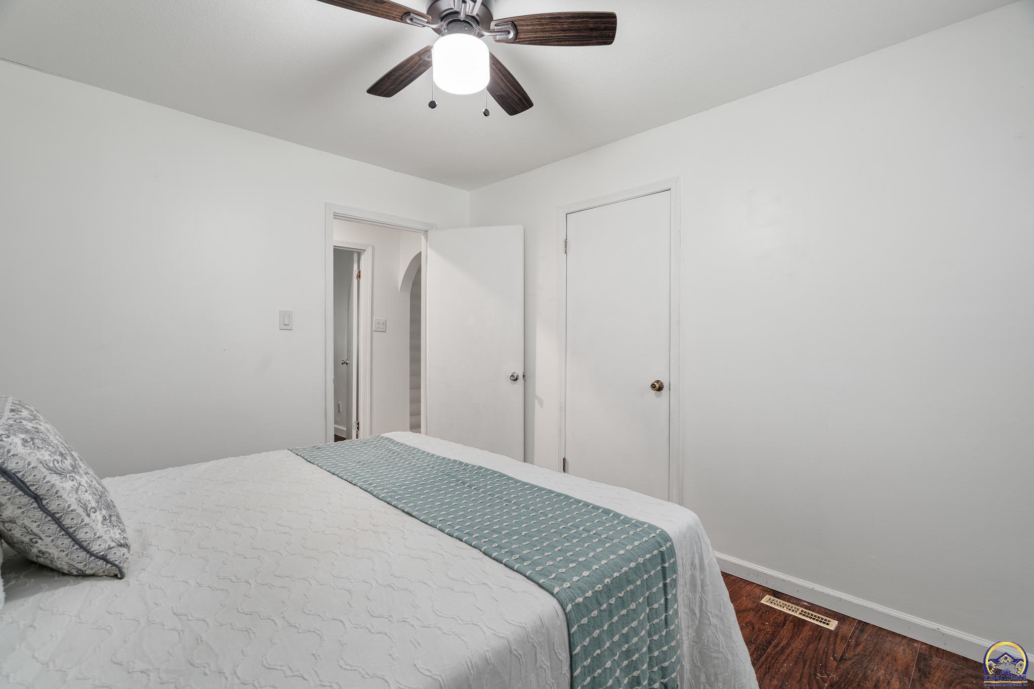 3603 NW Rochester RD