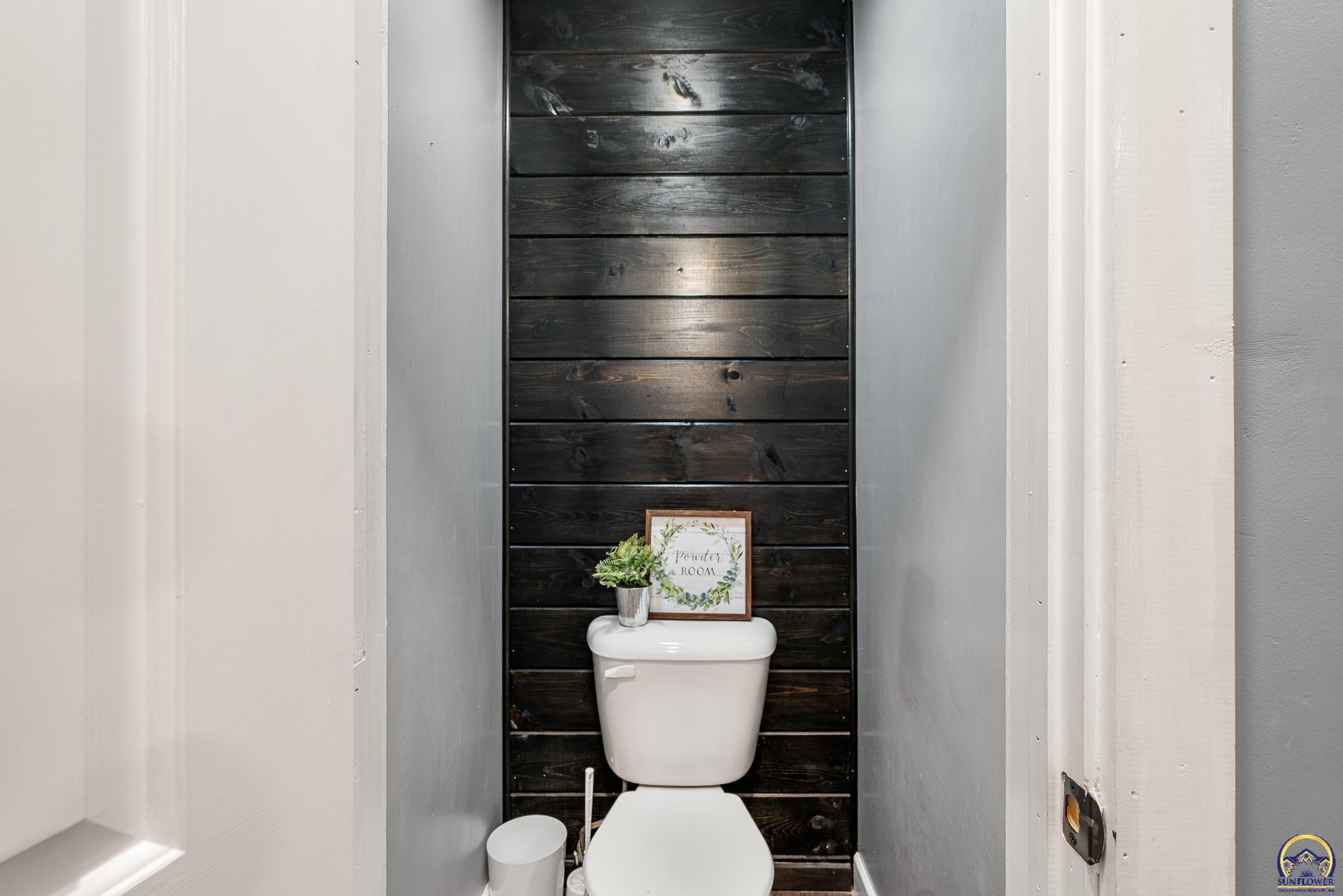 3603 NW Rochester RD