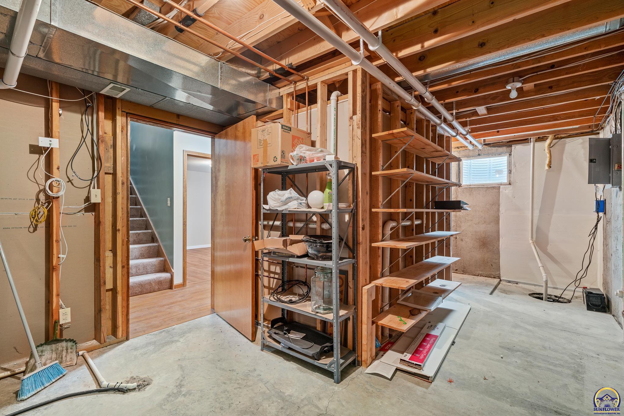 4331 SE Wisconsin AVE