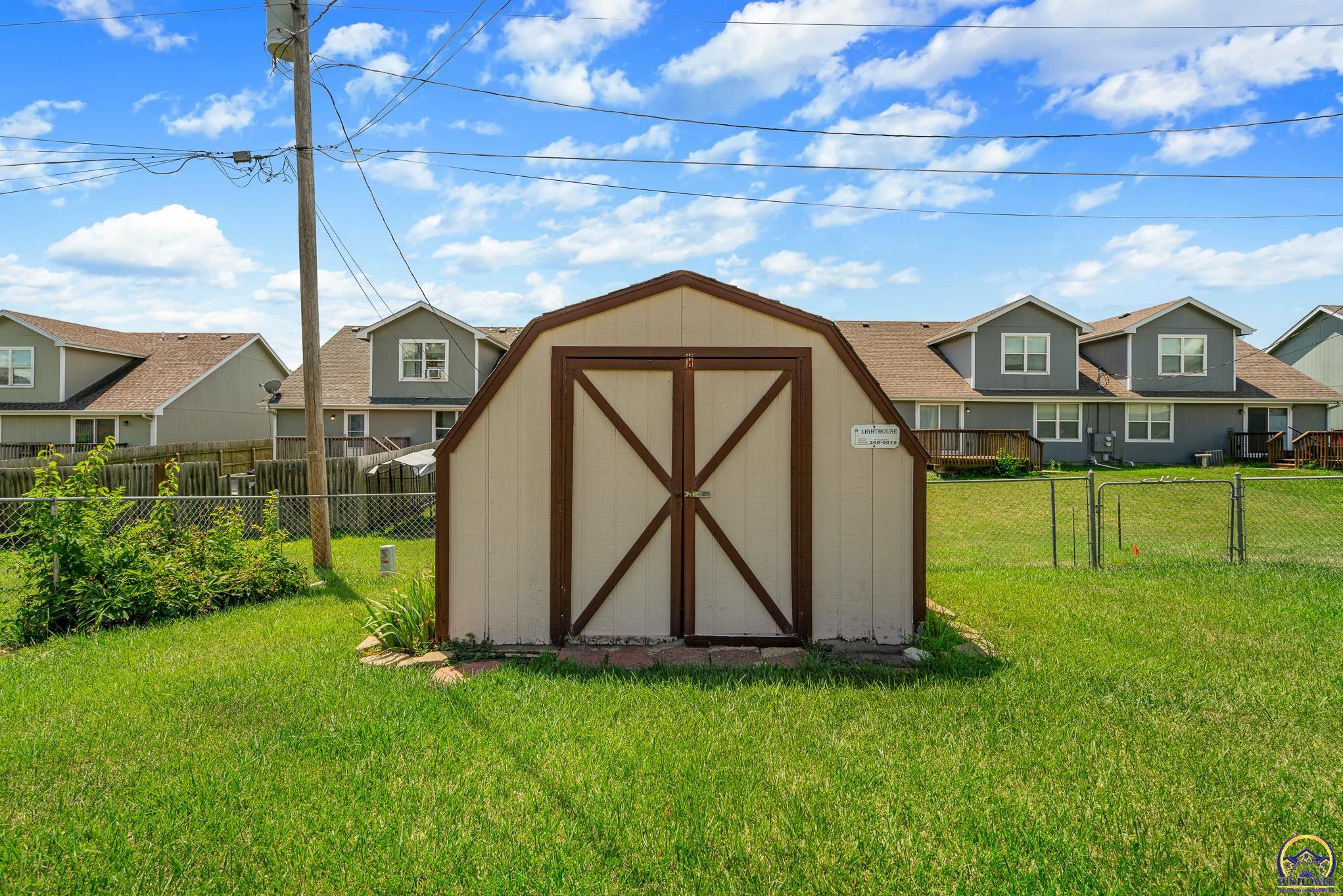 4331 SE Wisconsin AVE