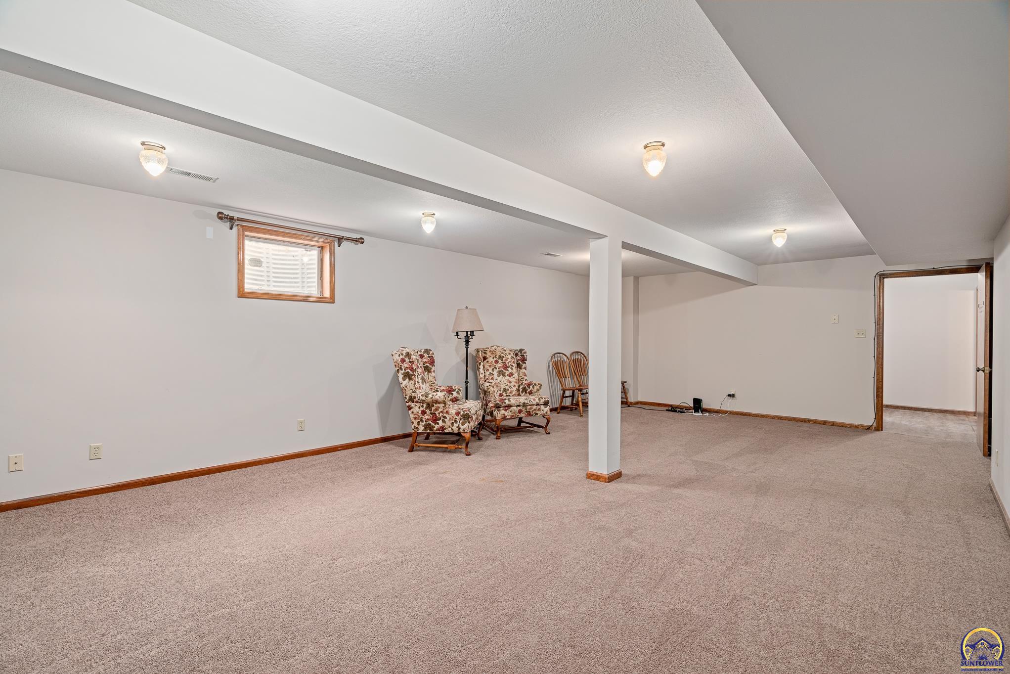 4331 SE Wisconsin AVE