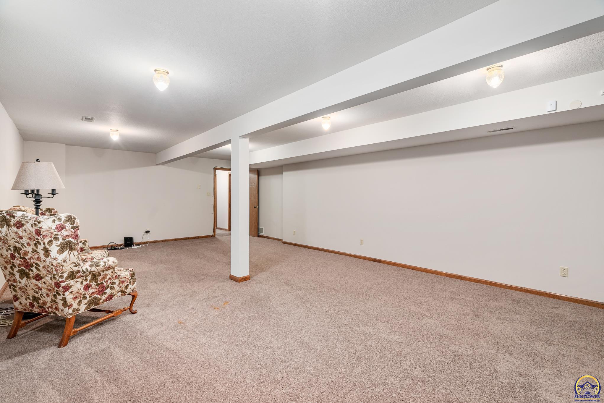 4331 SE Wisconsin AVE