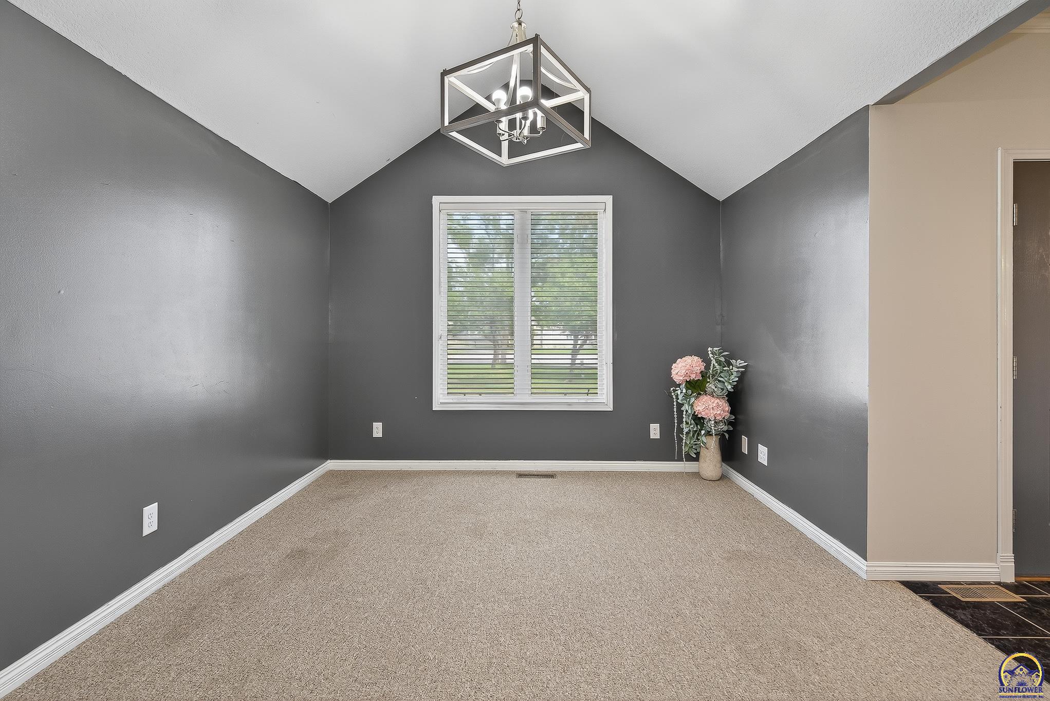 3724 SW Brook Lawn CIR