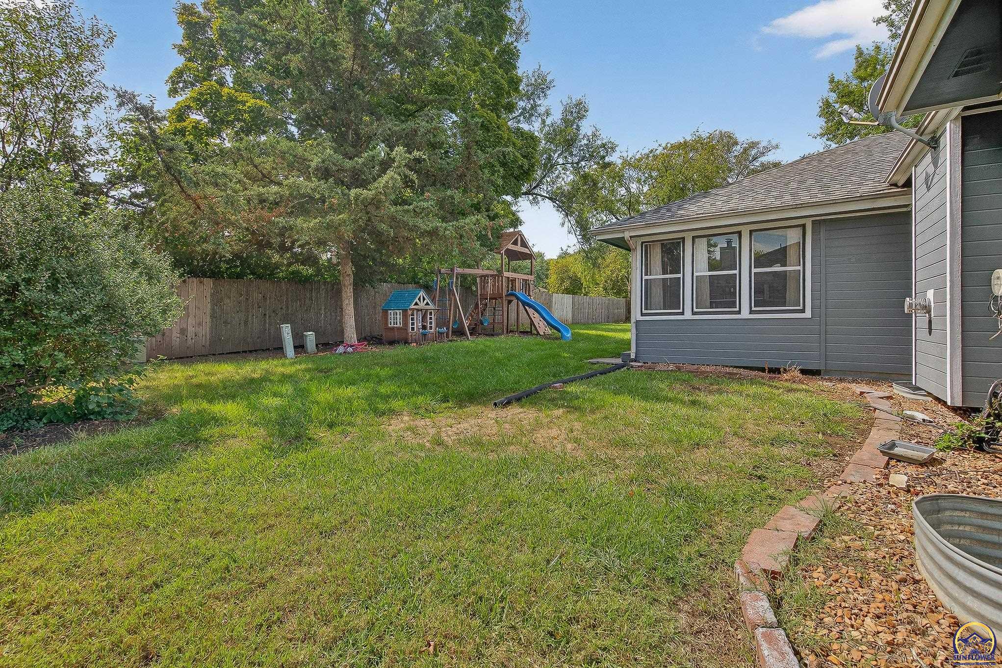 3724 SW Brook Lawn CIR