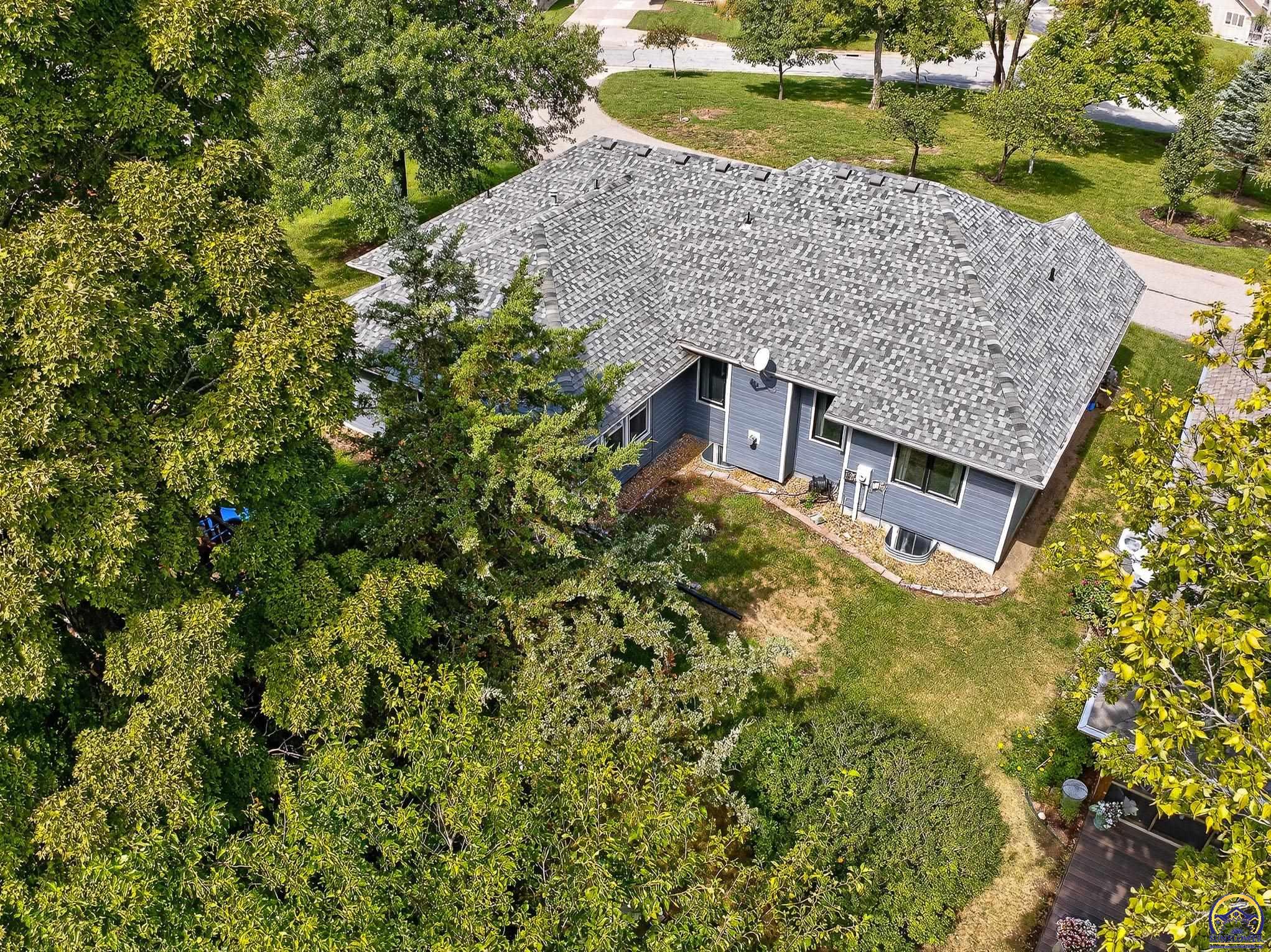 3724 SW Brook Lawn CIR