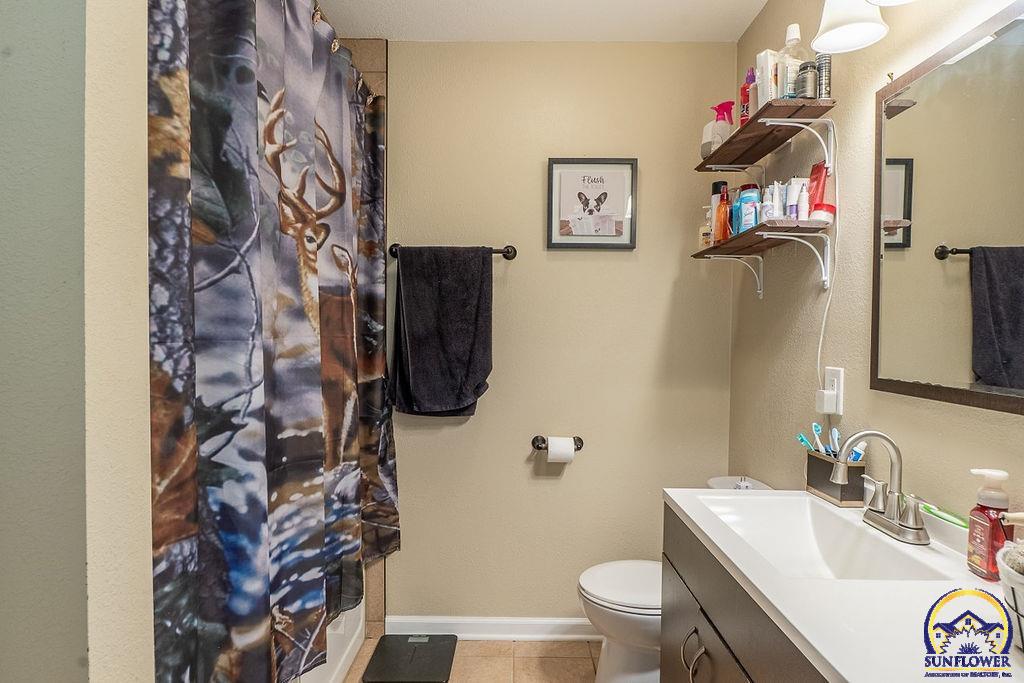 21015 N Sail A Way DR