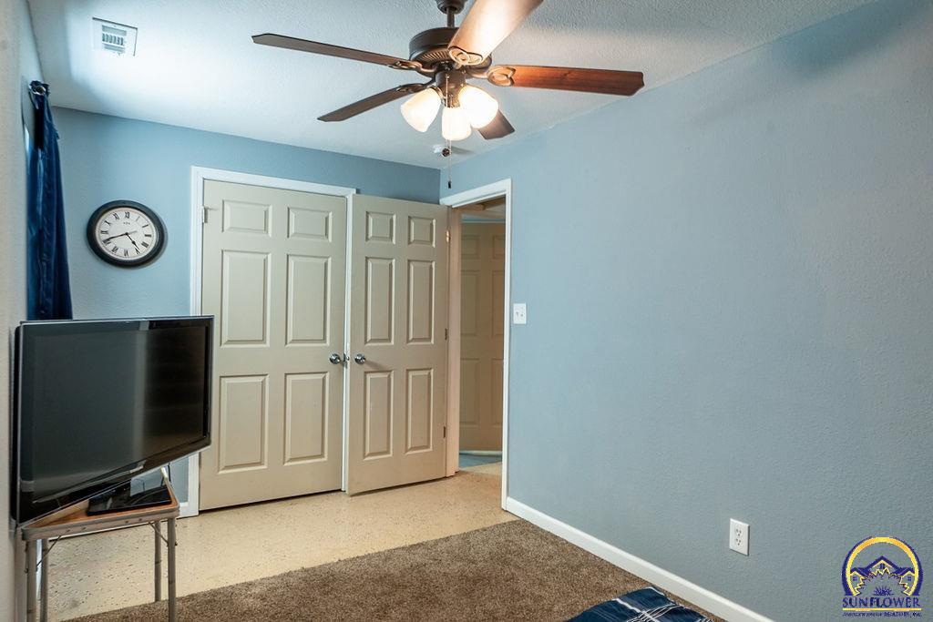 21015 N Sail A Way DR