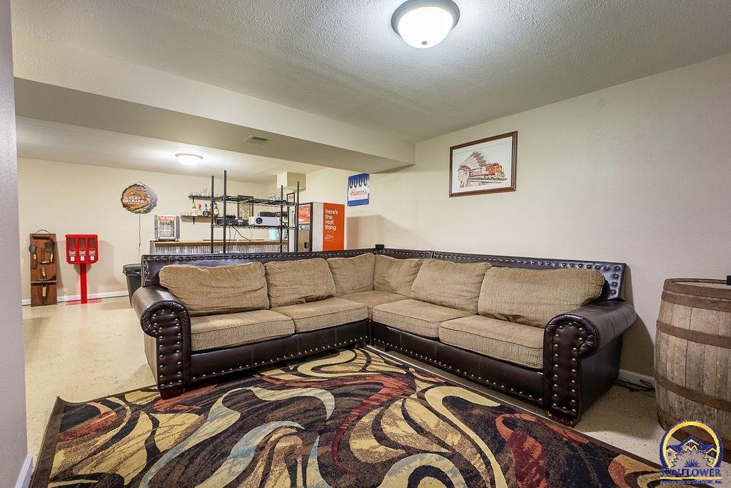 21015 N Sail A Way DR