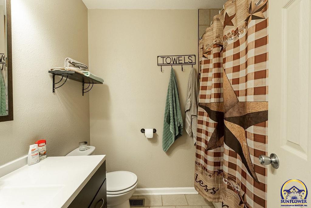 21015 N Sail A Way DR