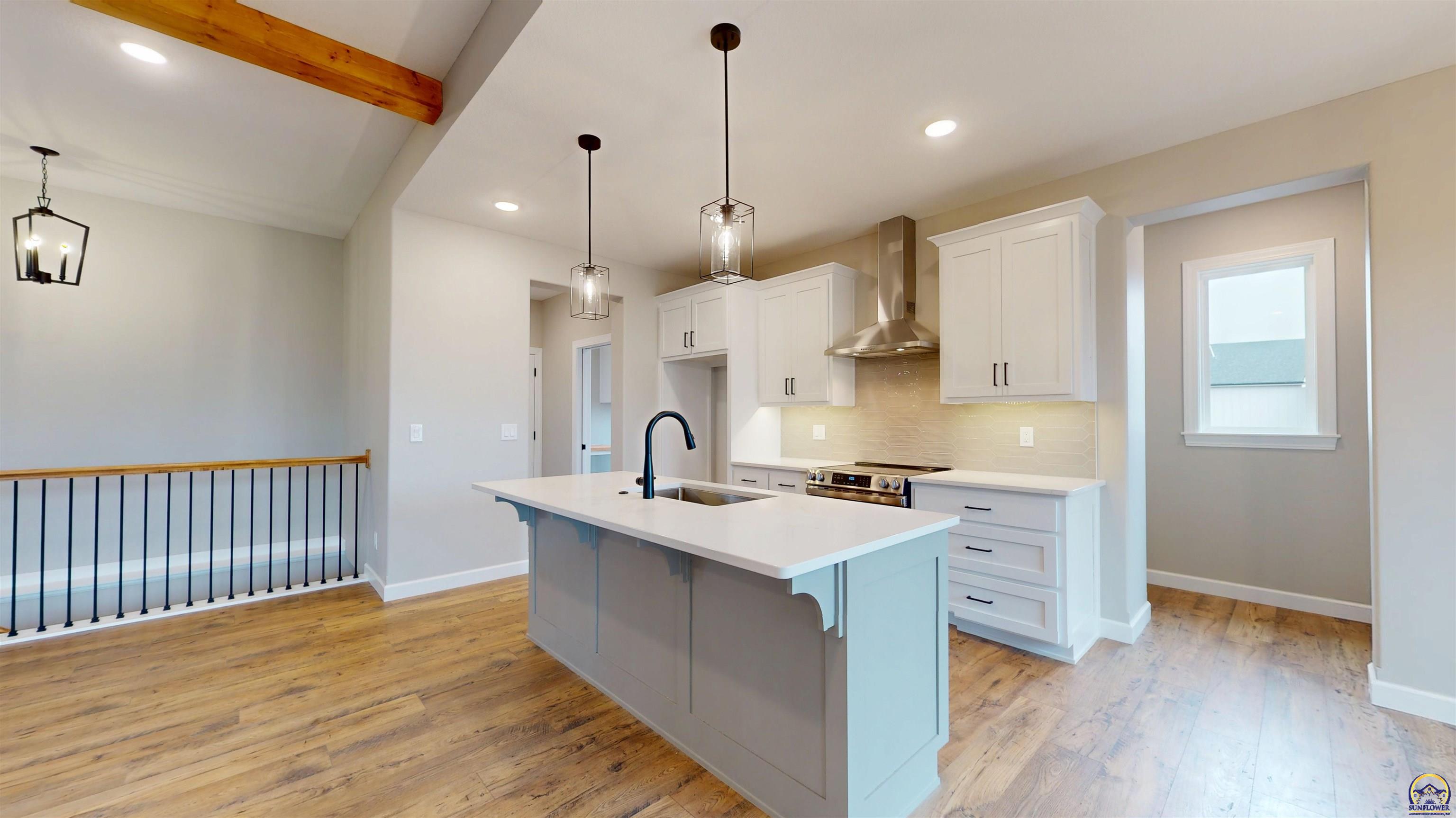 2628 SW Sherwood Park DR