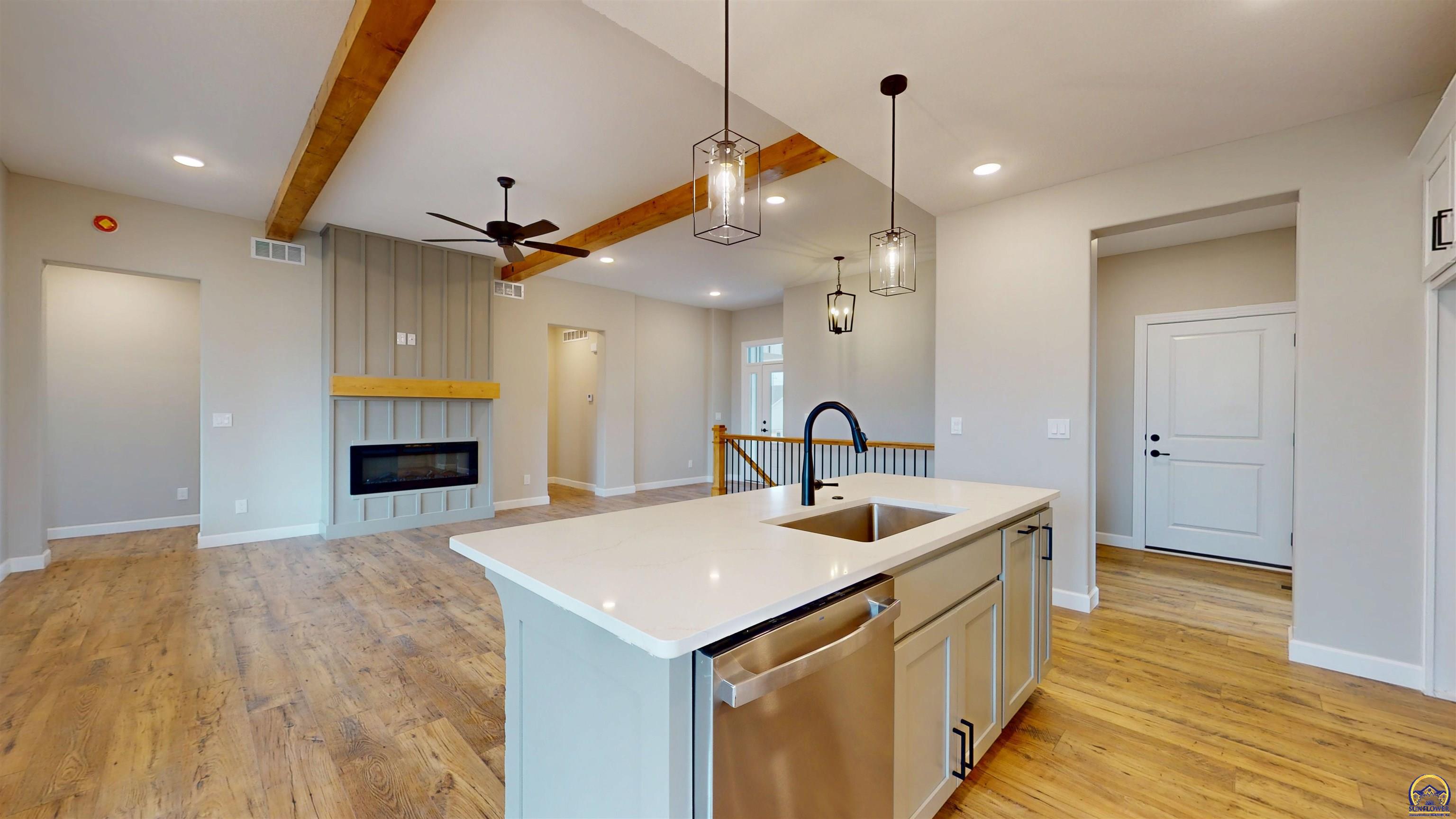 2628 SW Sherwood Park DR