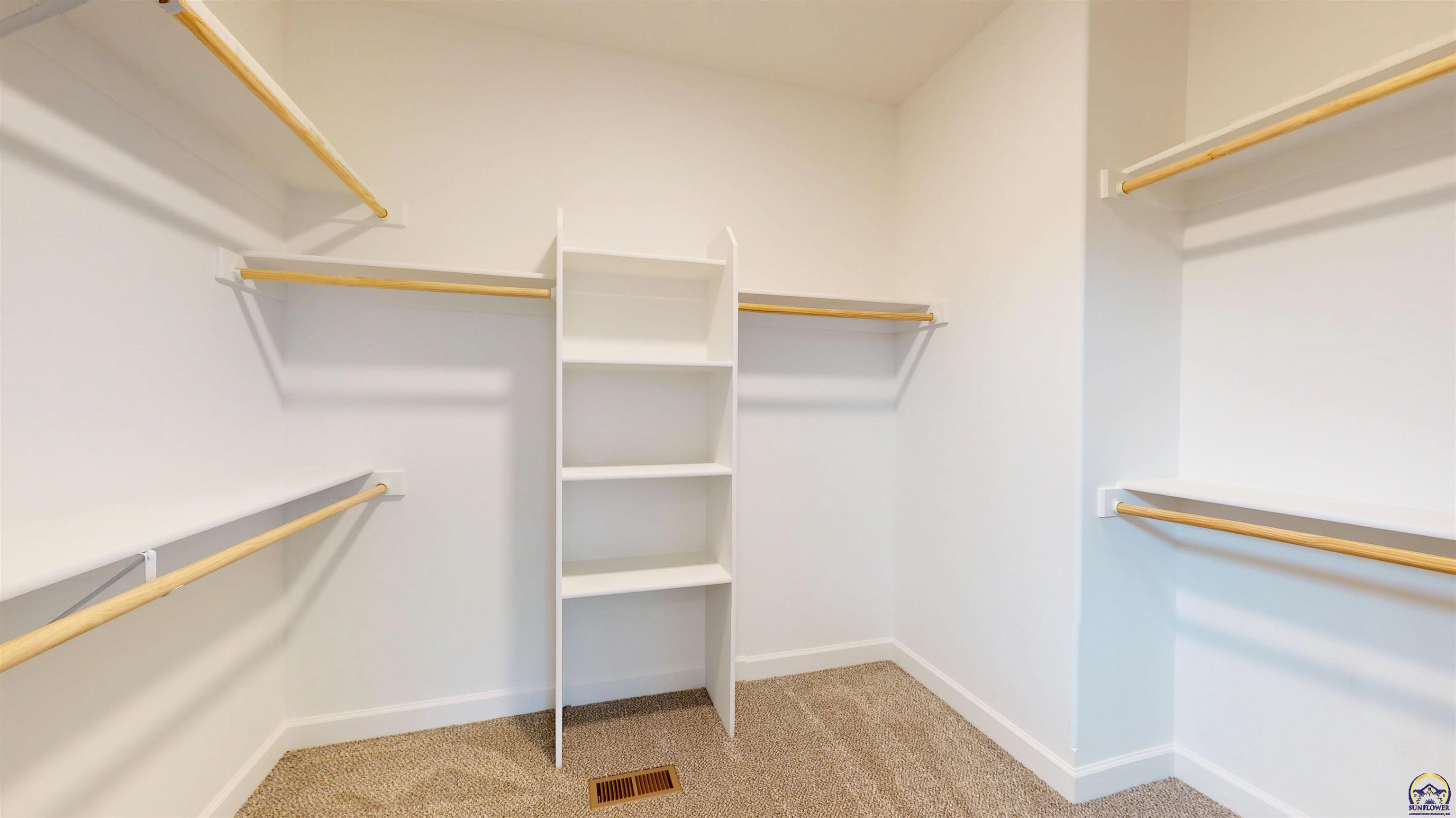 2628 SW Sherwood Park DR