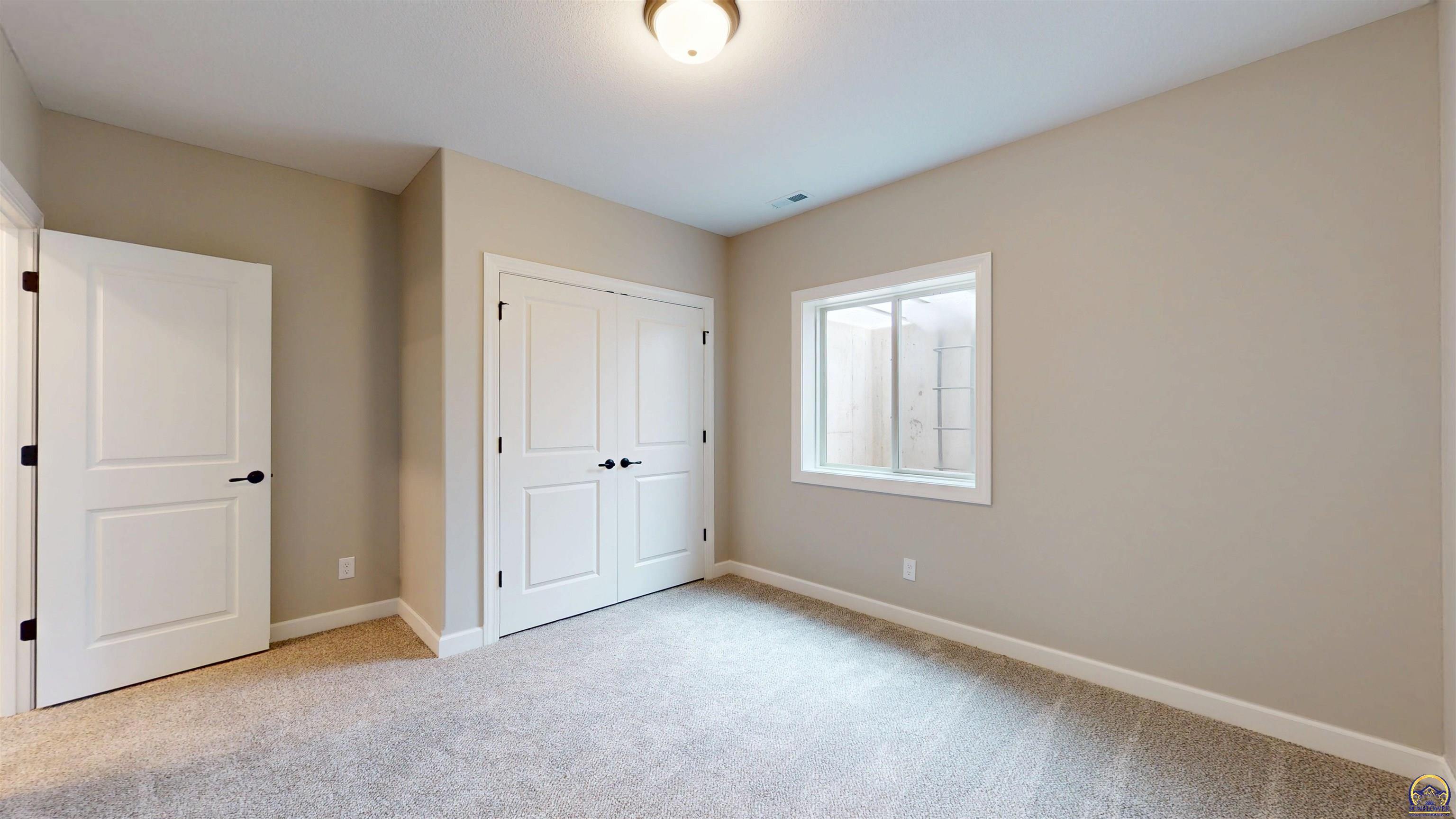 2628 SW Sherwood Park DR