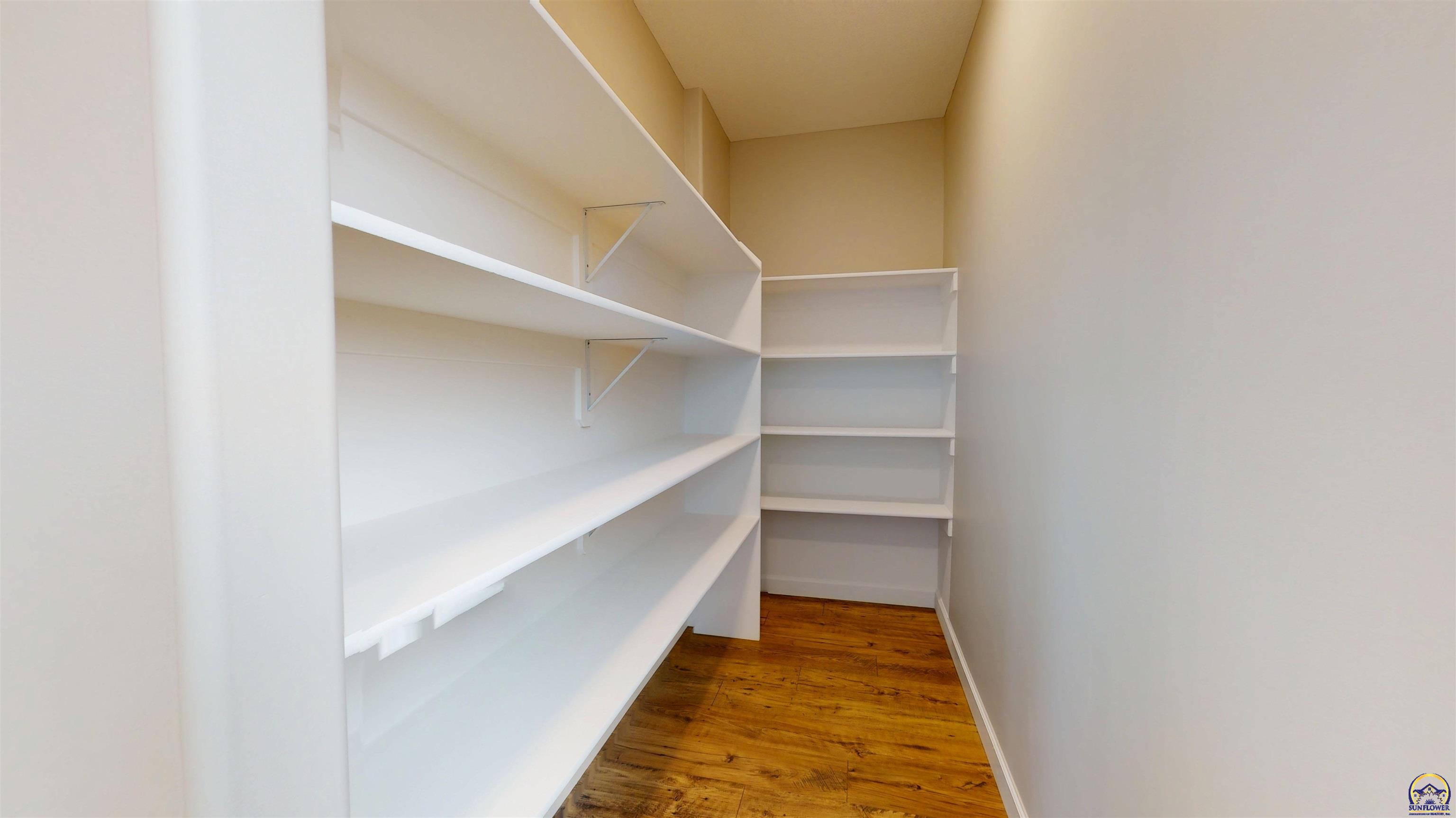 2628 SW Sherwood Park DR