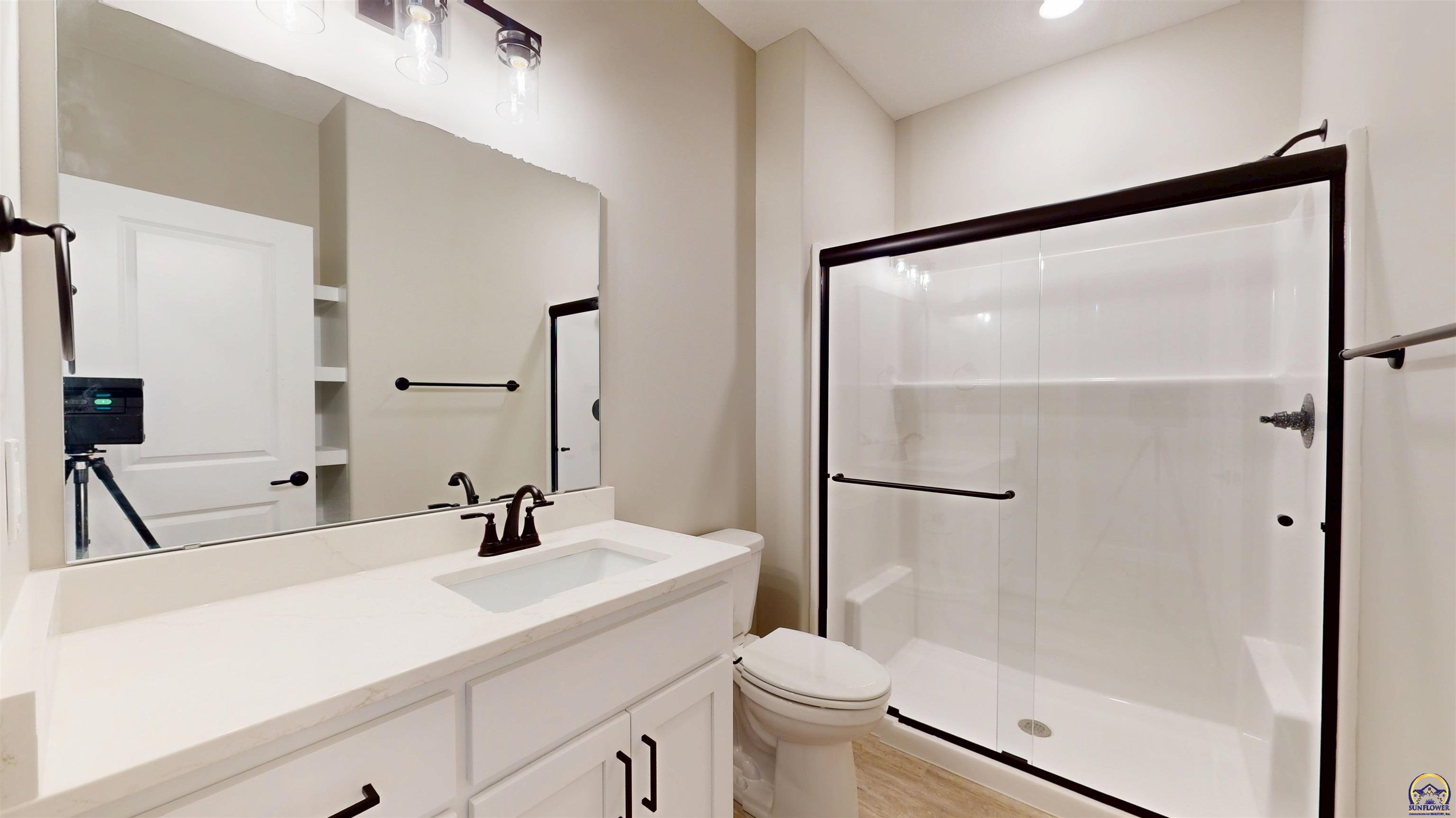 2628 SW Sherwood Park DR