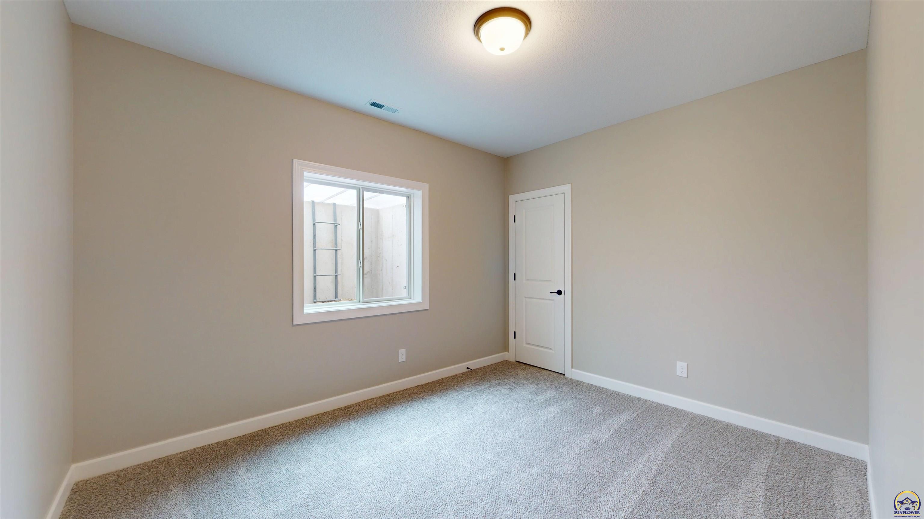 2628 SW Sherwood Park DR