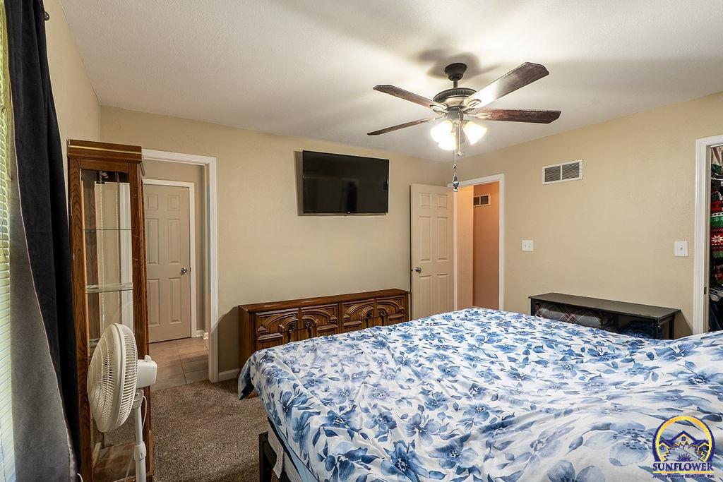 21015 N Sail A Way DR