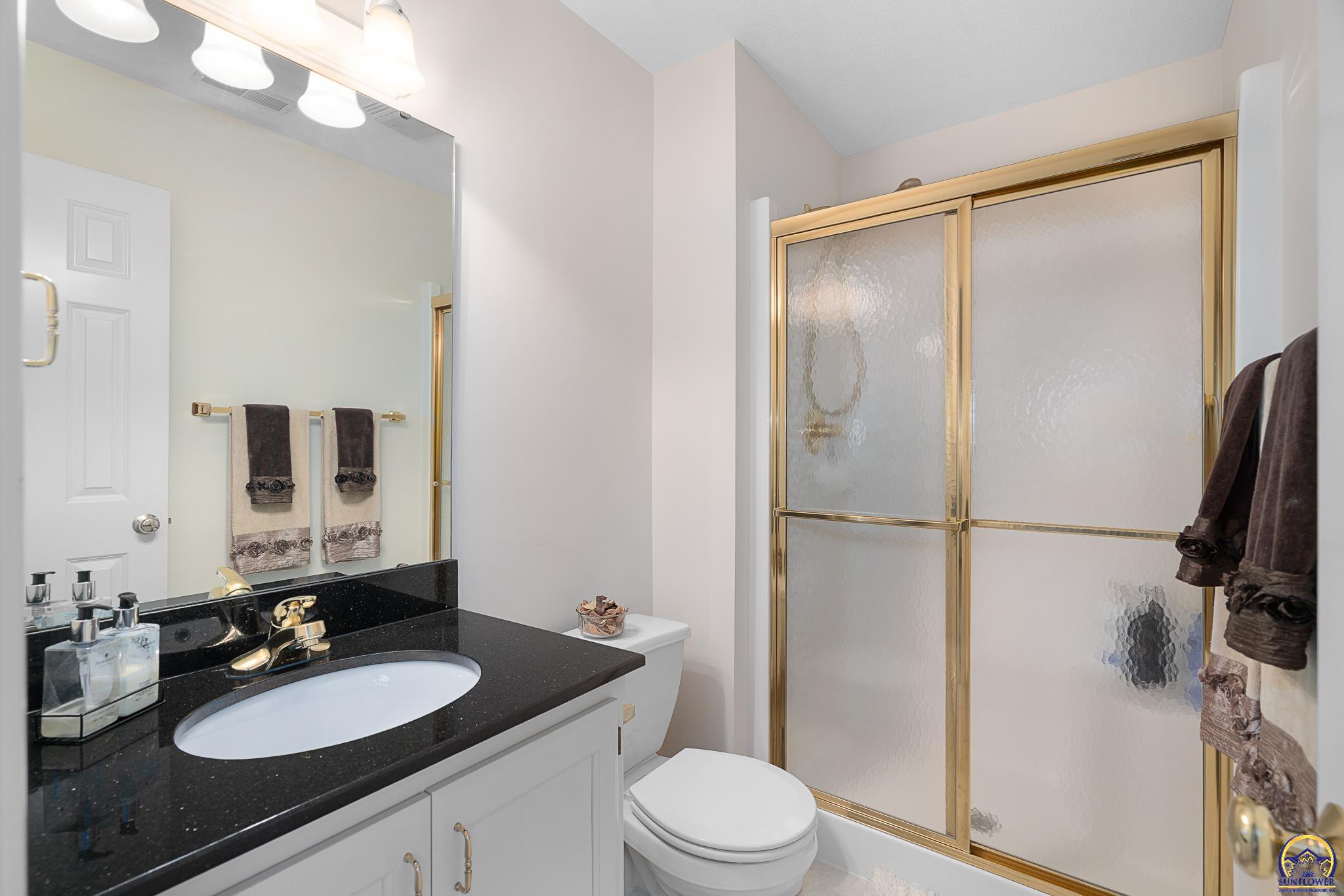 5319 SW 40th Ter