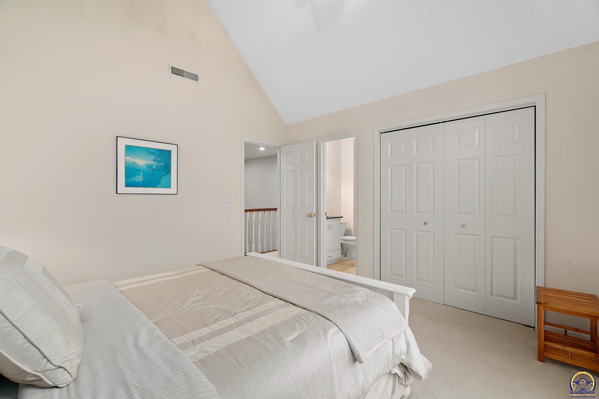 5319 SW 40th Ter
