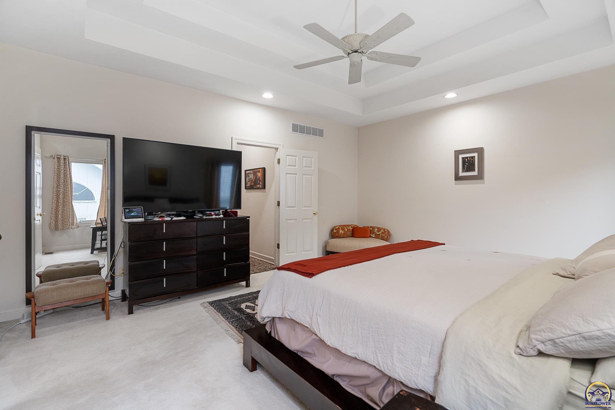 5319 SW 40th Ter