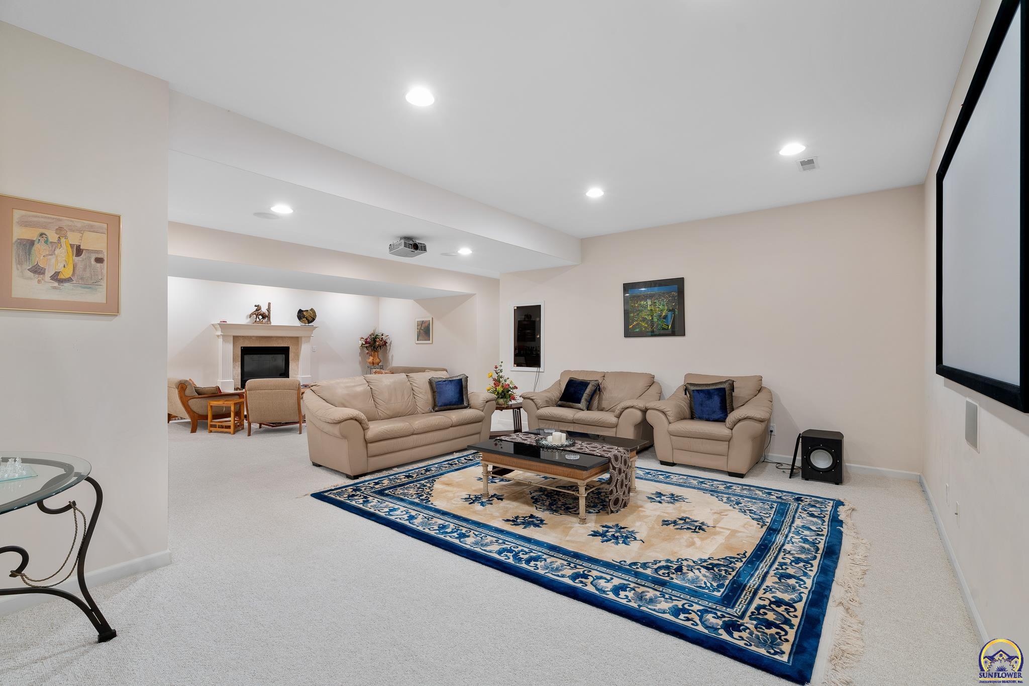 5319 SW 40th Ter