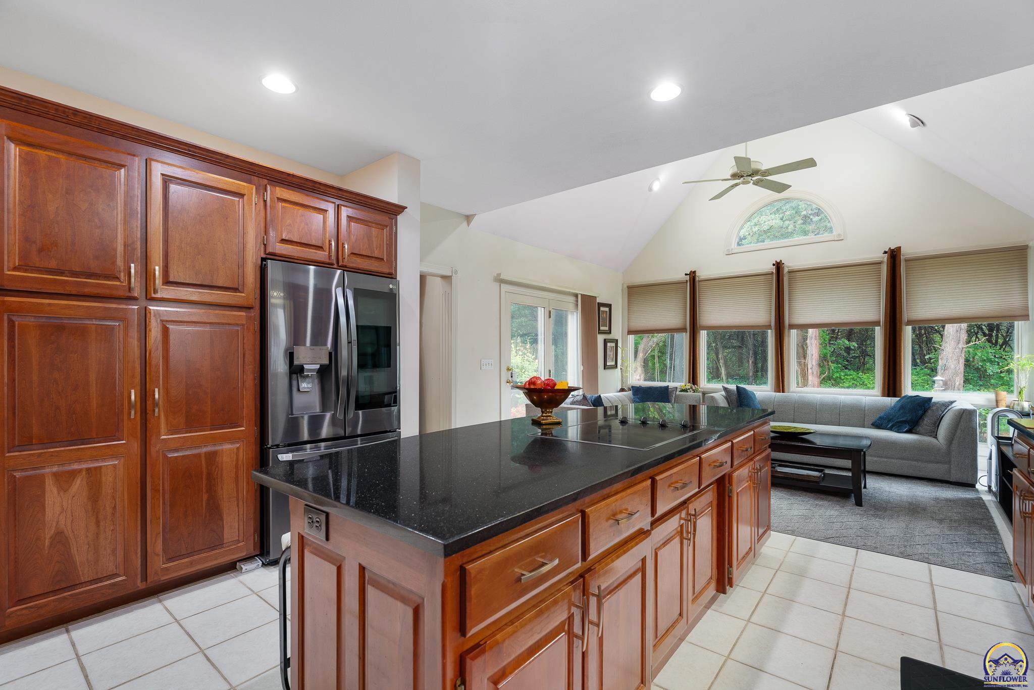 5319 SW 40th Ter