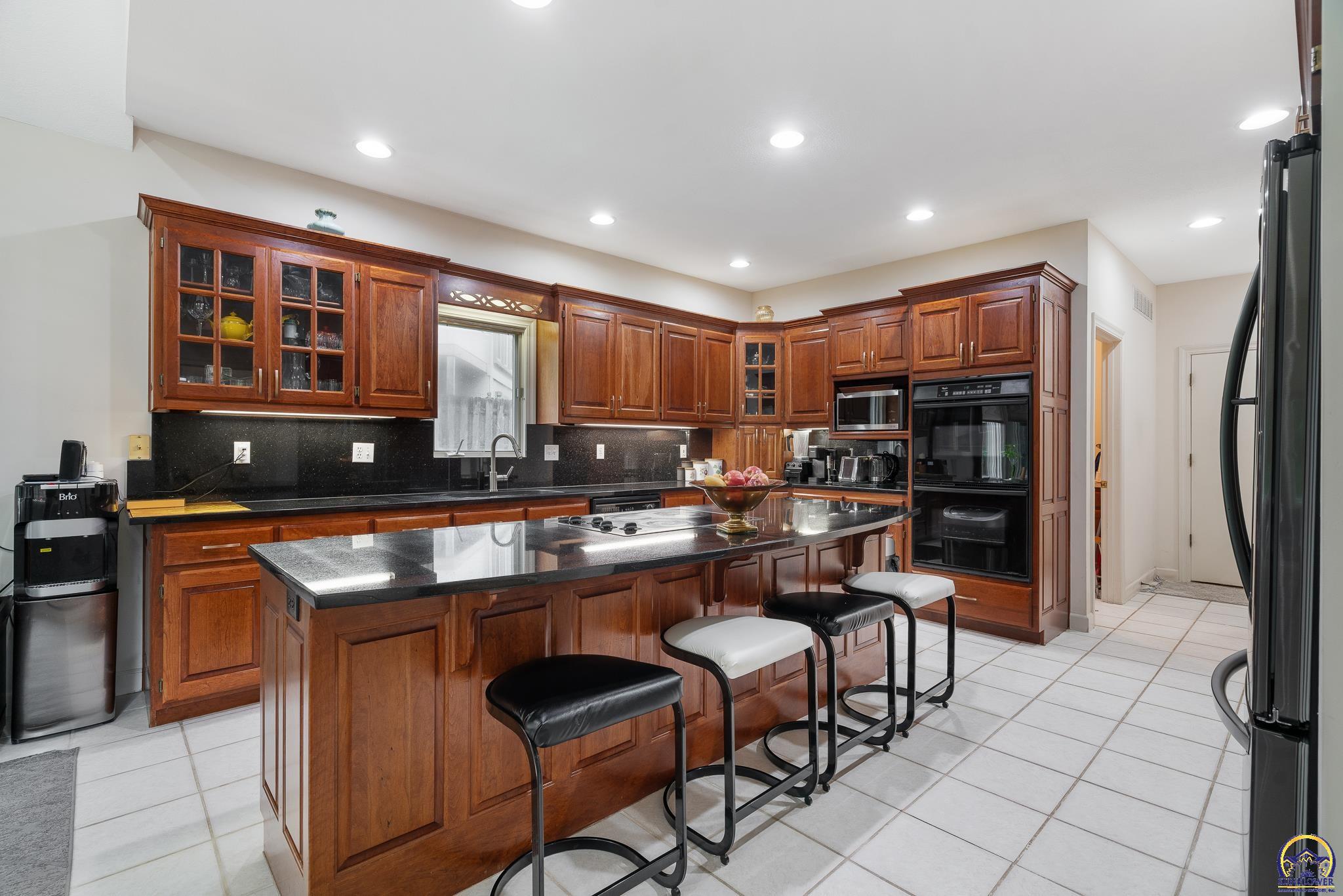 5319 SW 40th Ter