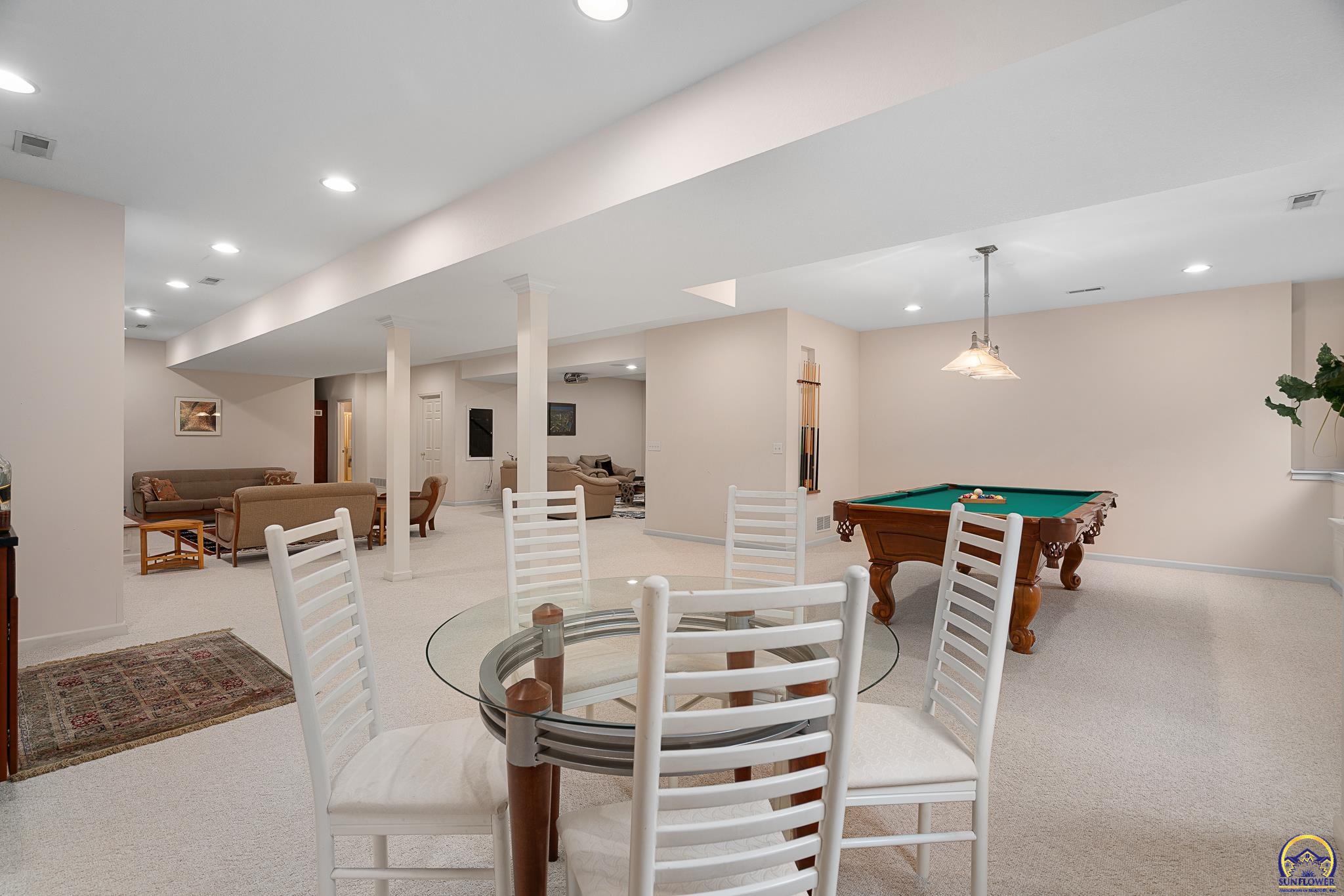 5319 SW 40th Ter