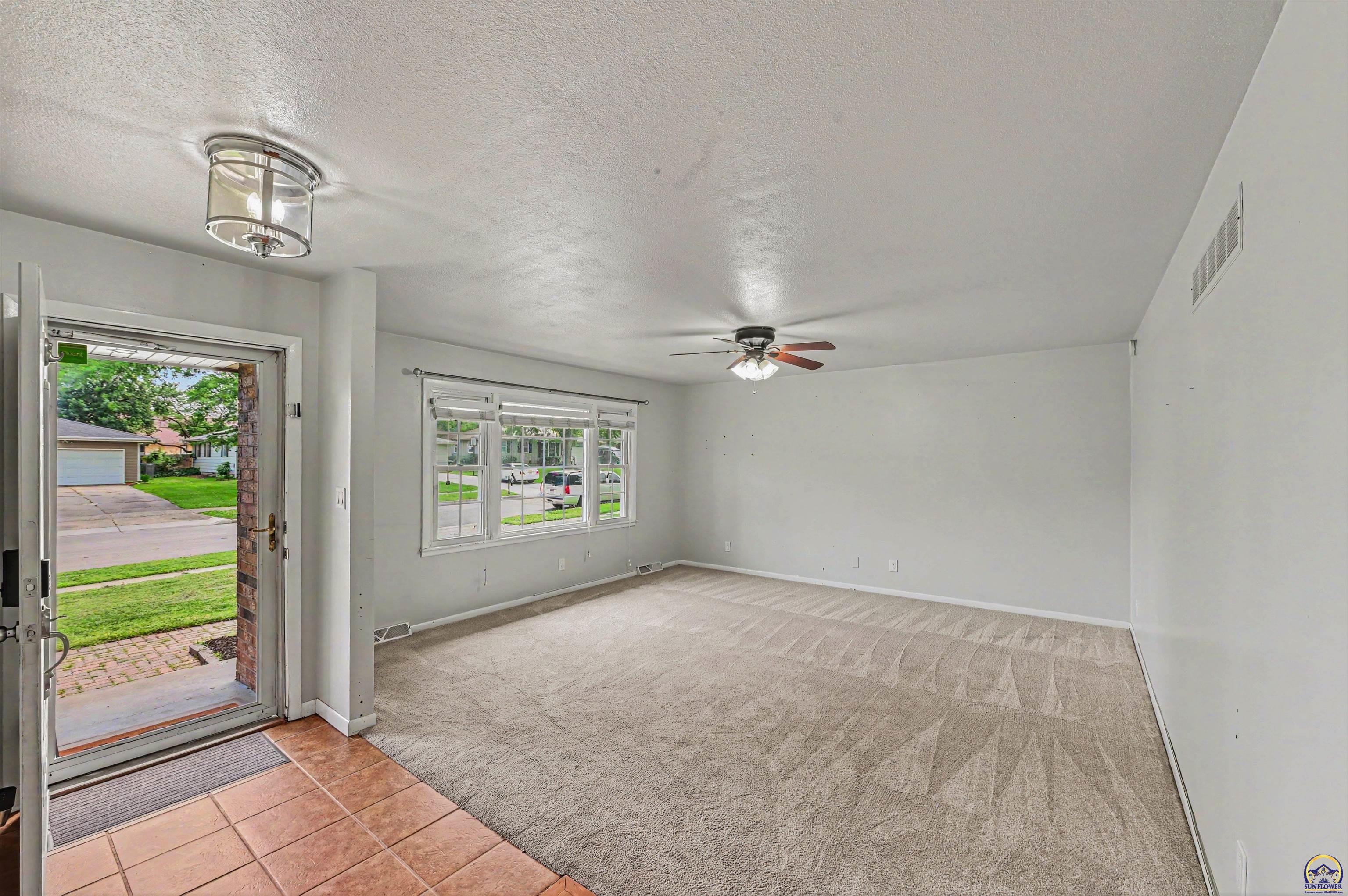 5408 SW 12th TER