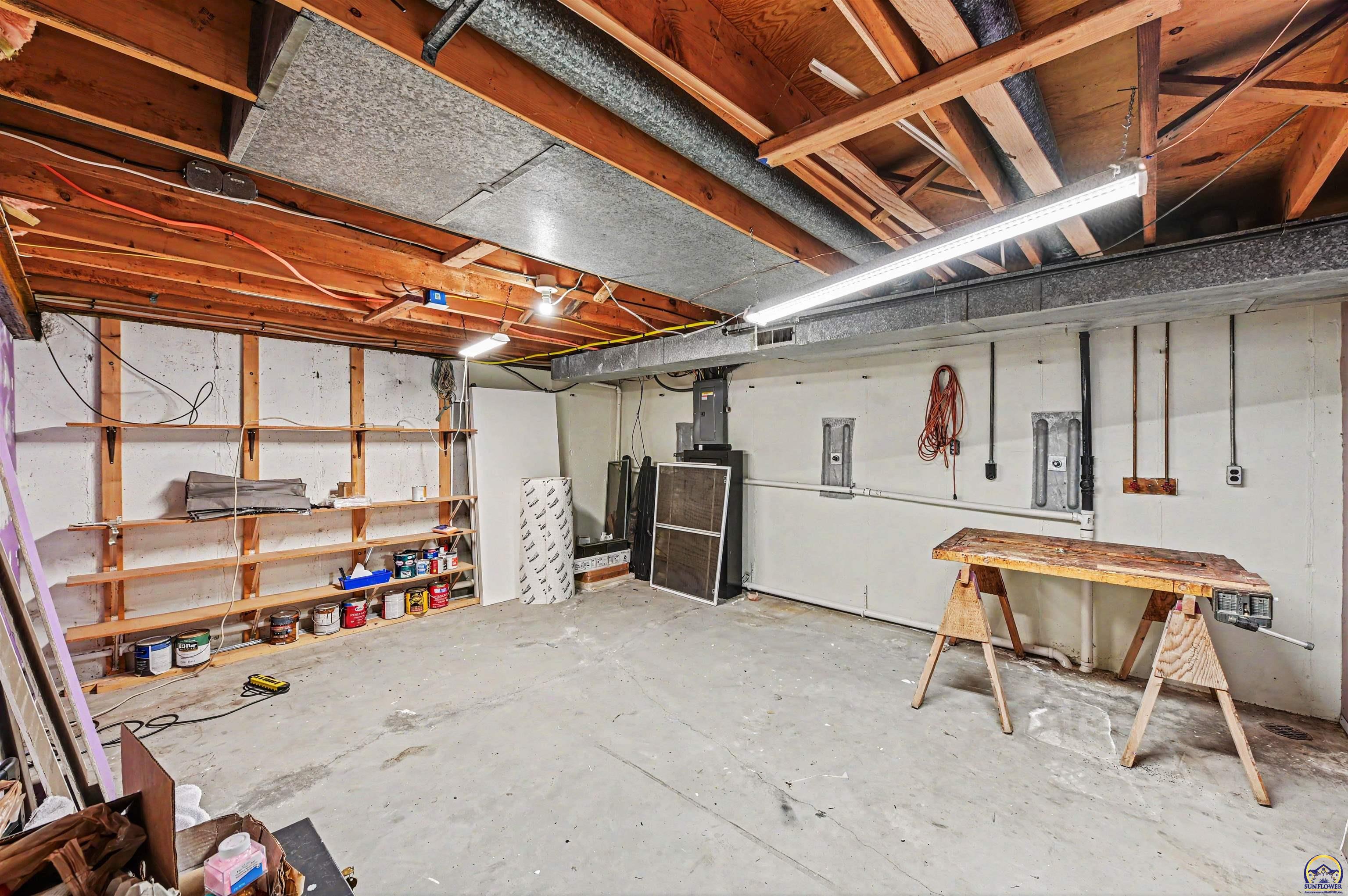 5408 SW 12th TER
