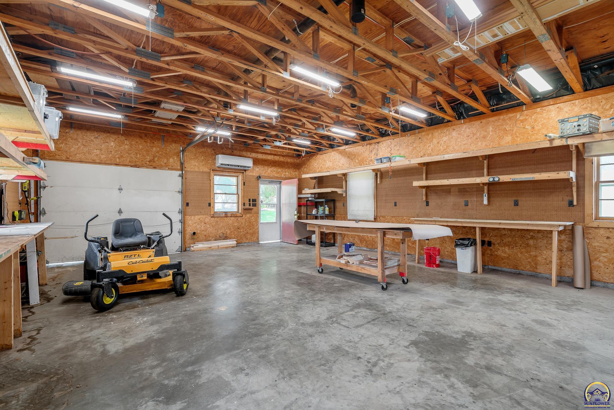 3434 SE Shawnee Heights RD